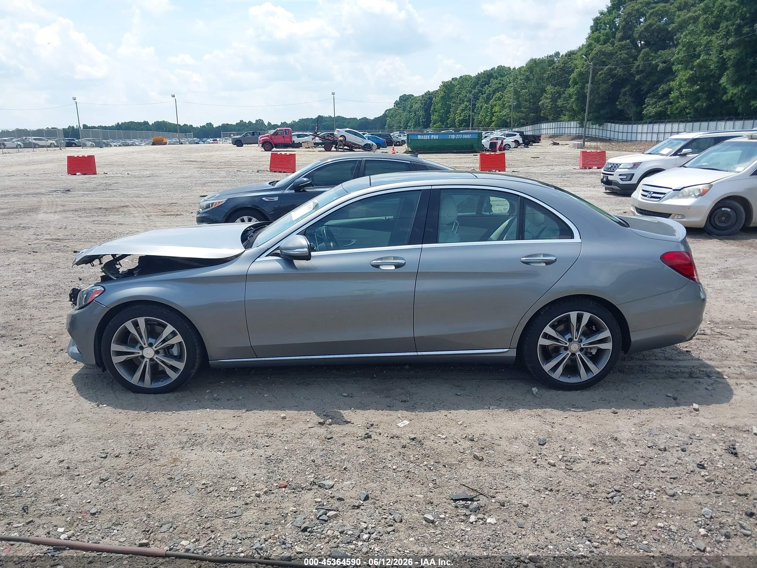 2015 Mercedes-benz C 300   Gray vin: 55SWF4JB4FU083246