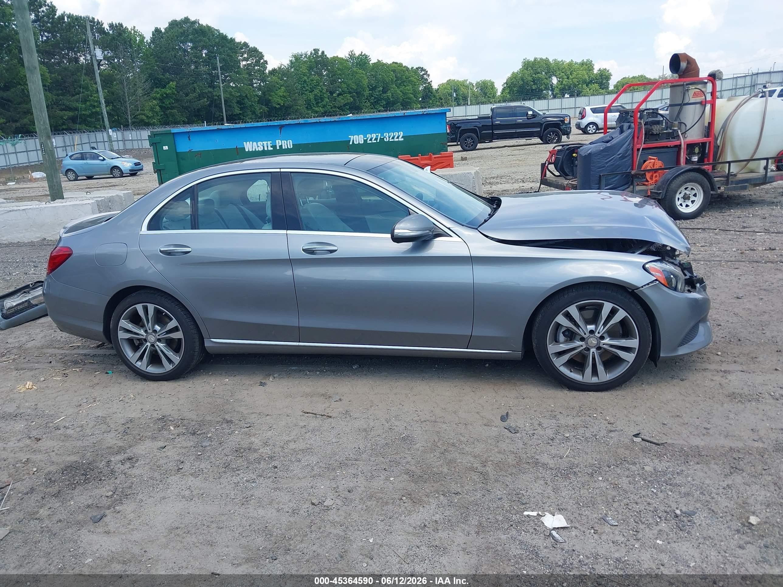2015 Mercedes-benz C 300   Gray vin: 55SWF4JB4FU083246