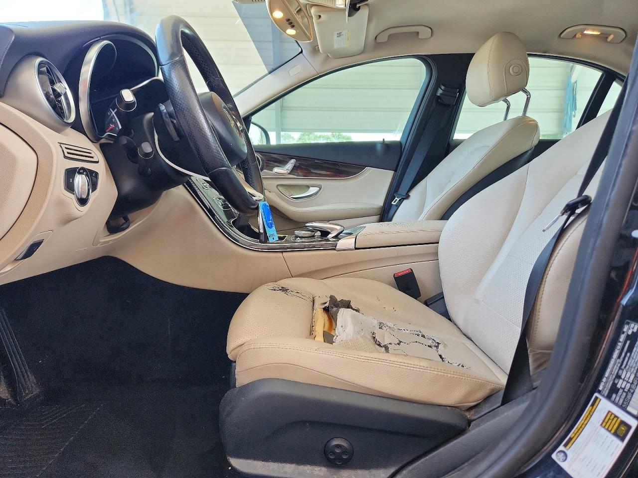 2015 Mercedes-benz C 300 Black vin: 55SWF4JB4FU096496