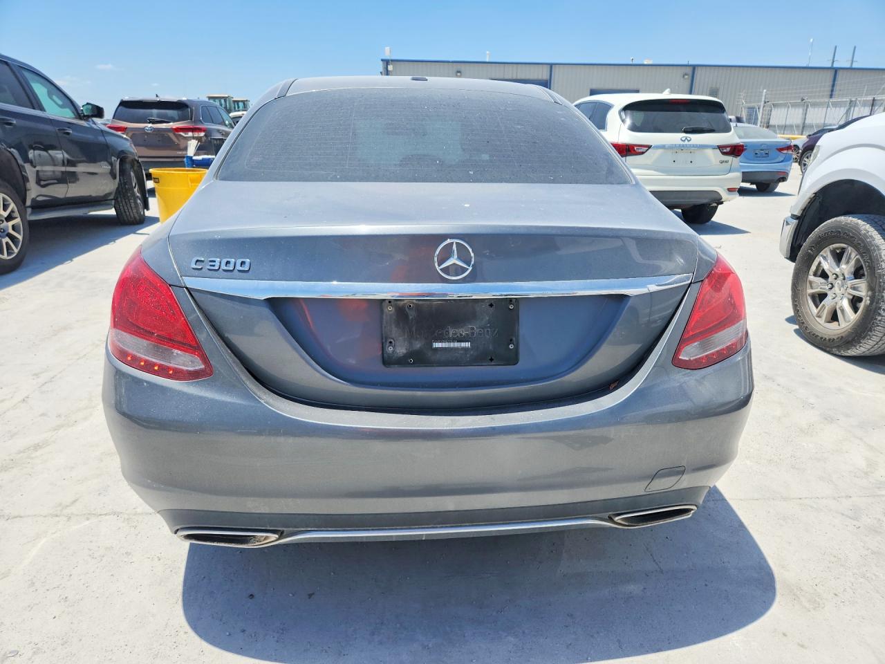 2018 Mercedes-benz C 300 Gray vin: 55SWF4JB4JU278188