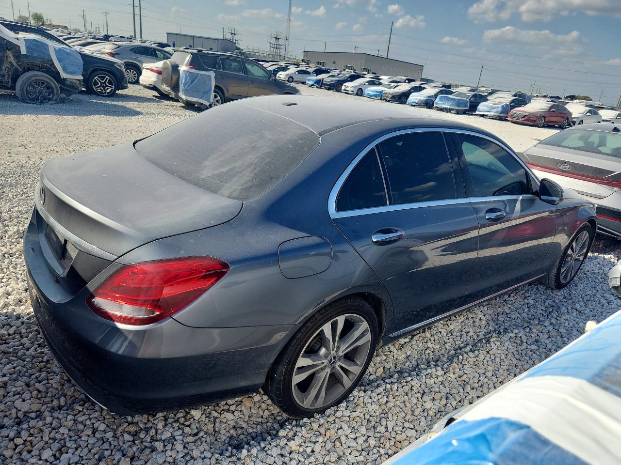 2018 Mercedes-benz C 300 Gray vin: 55SWF4JB4JU278188