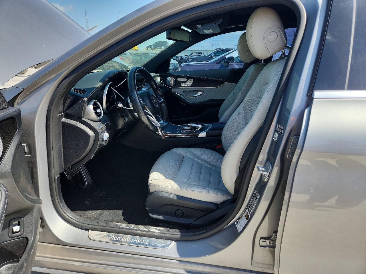 2015 Mercedes-benz C 300 Gray vin: 55SWF4JB5FU063751
