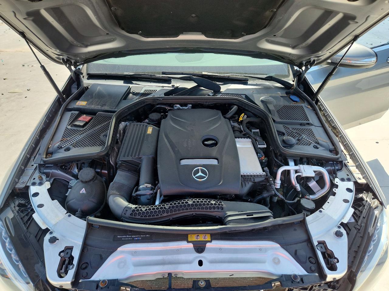 2015 Mercedes-benz C 300 Gray vin: 55SWF4JB5FU063751