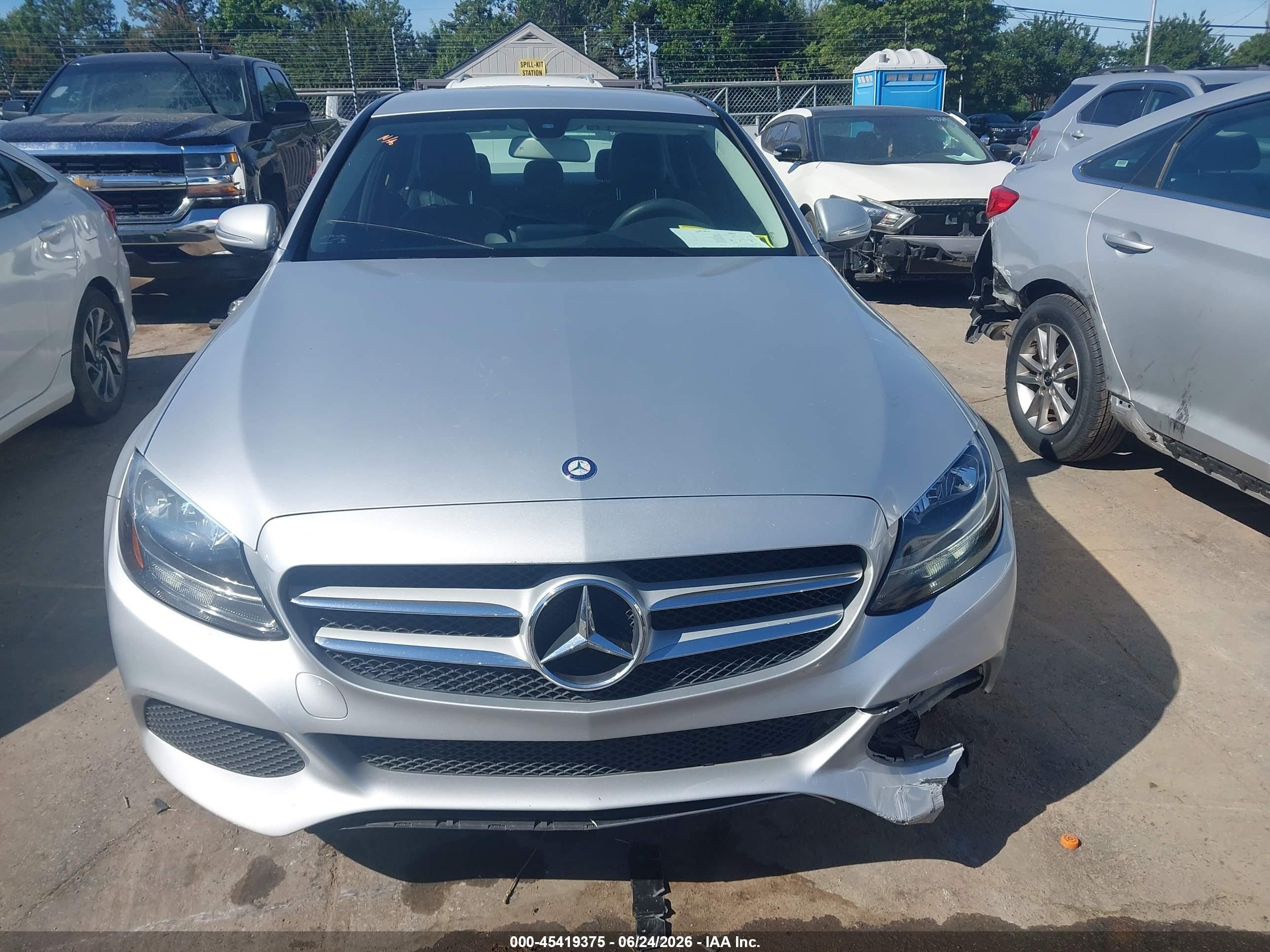 2015 Mercedes-benz C 300 Silver vin: 55SWF4JB5FU067721
