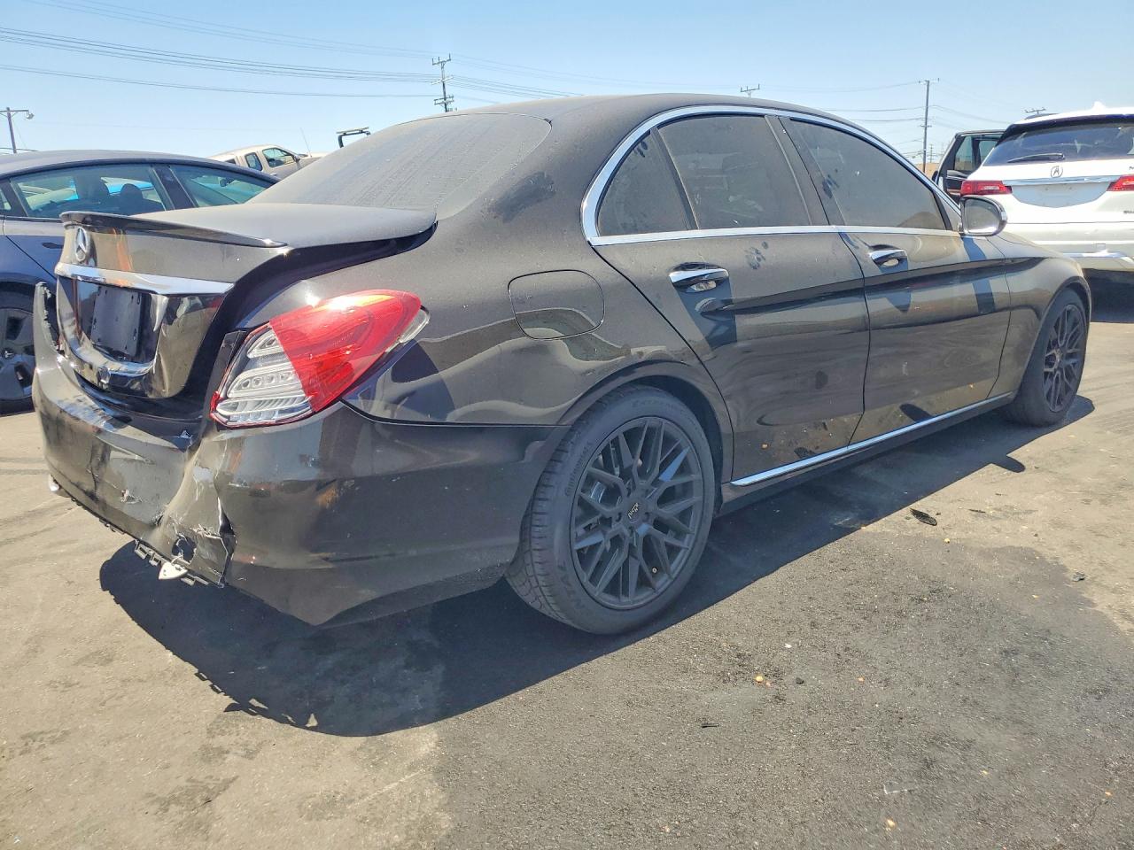 2015 Mercedes-benz C 300 Black vin: 55SWF4JB5FU069775