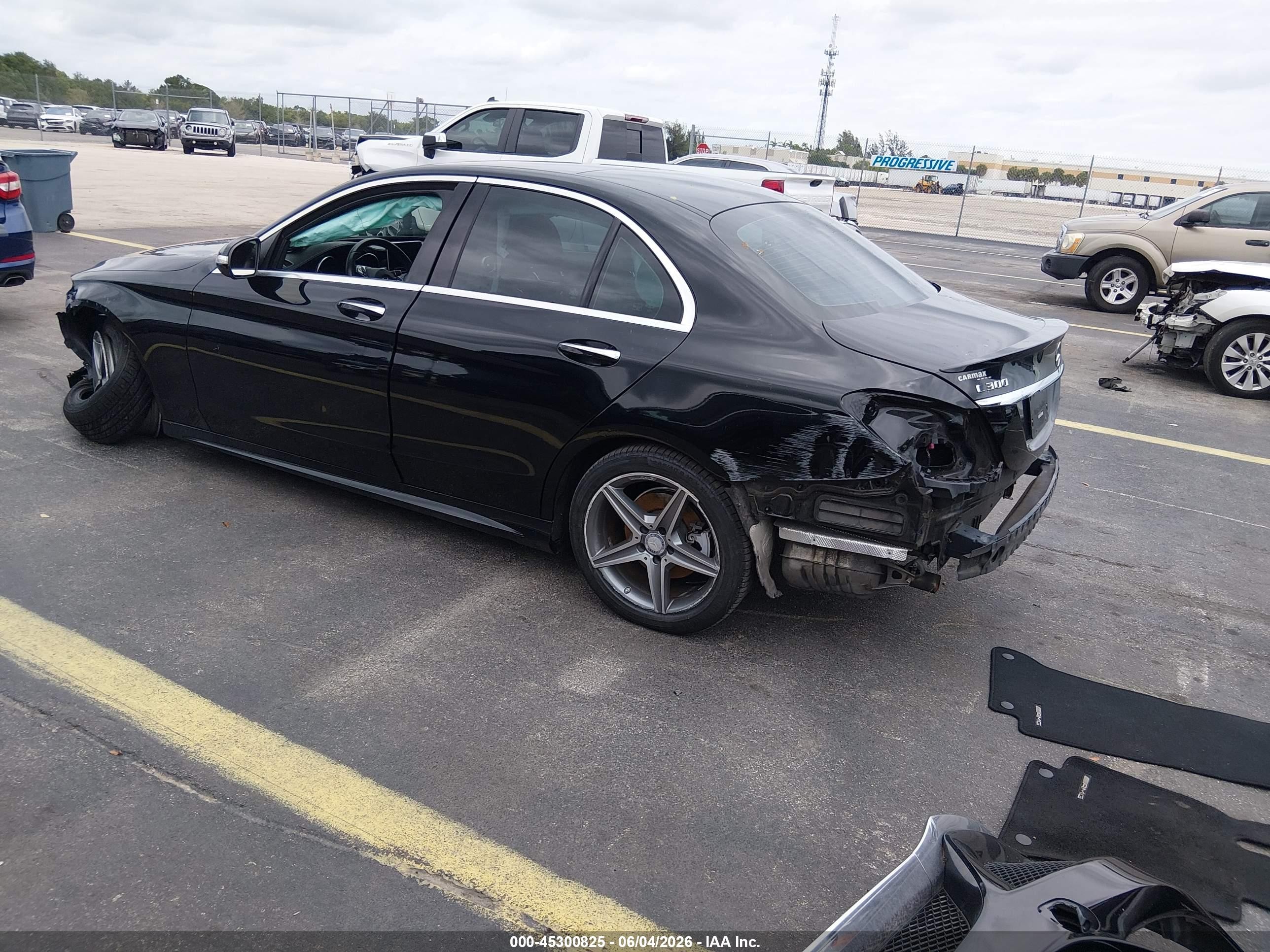 2015 Mercedes-benz C 300 Sport Black vin: 55SWF4JB5FU080842