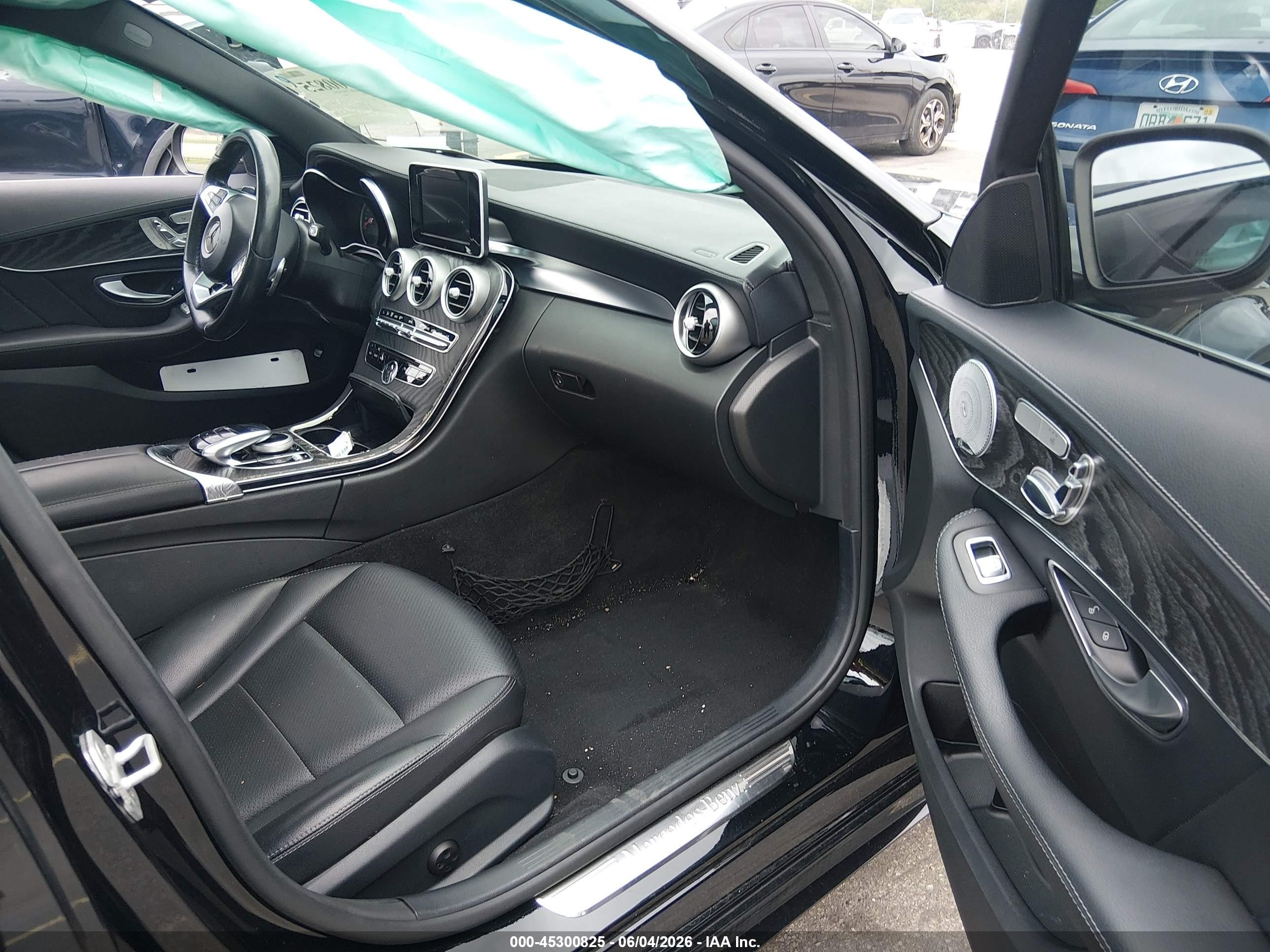 2015 Mercedes-benz C 300 Sport Black vin: 55SWF4JB5FU080842