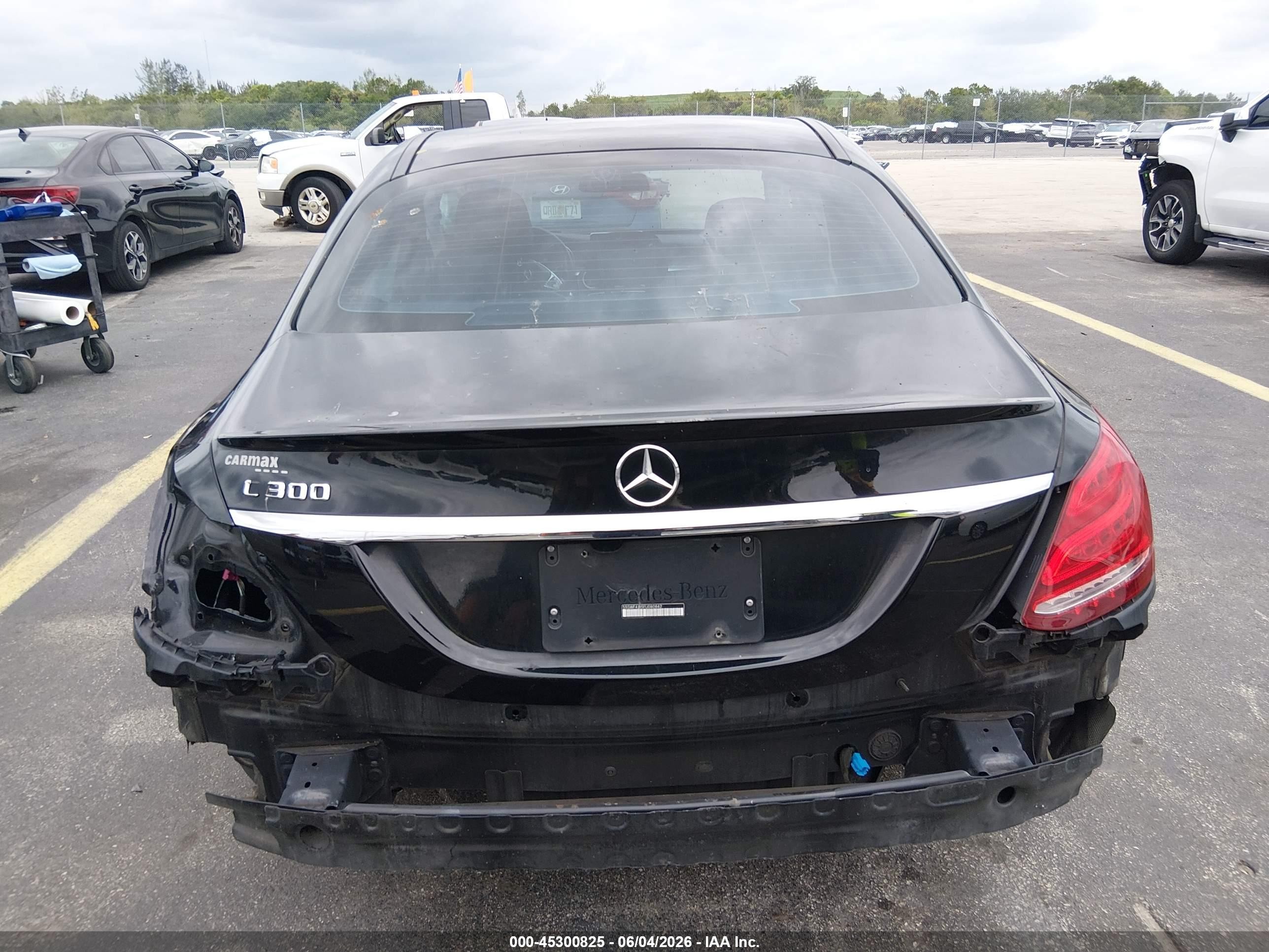 2015 Mercedes-benz C 300 Sport Black vin: 55SWF4JB5FU080842