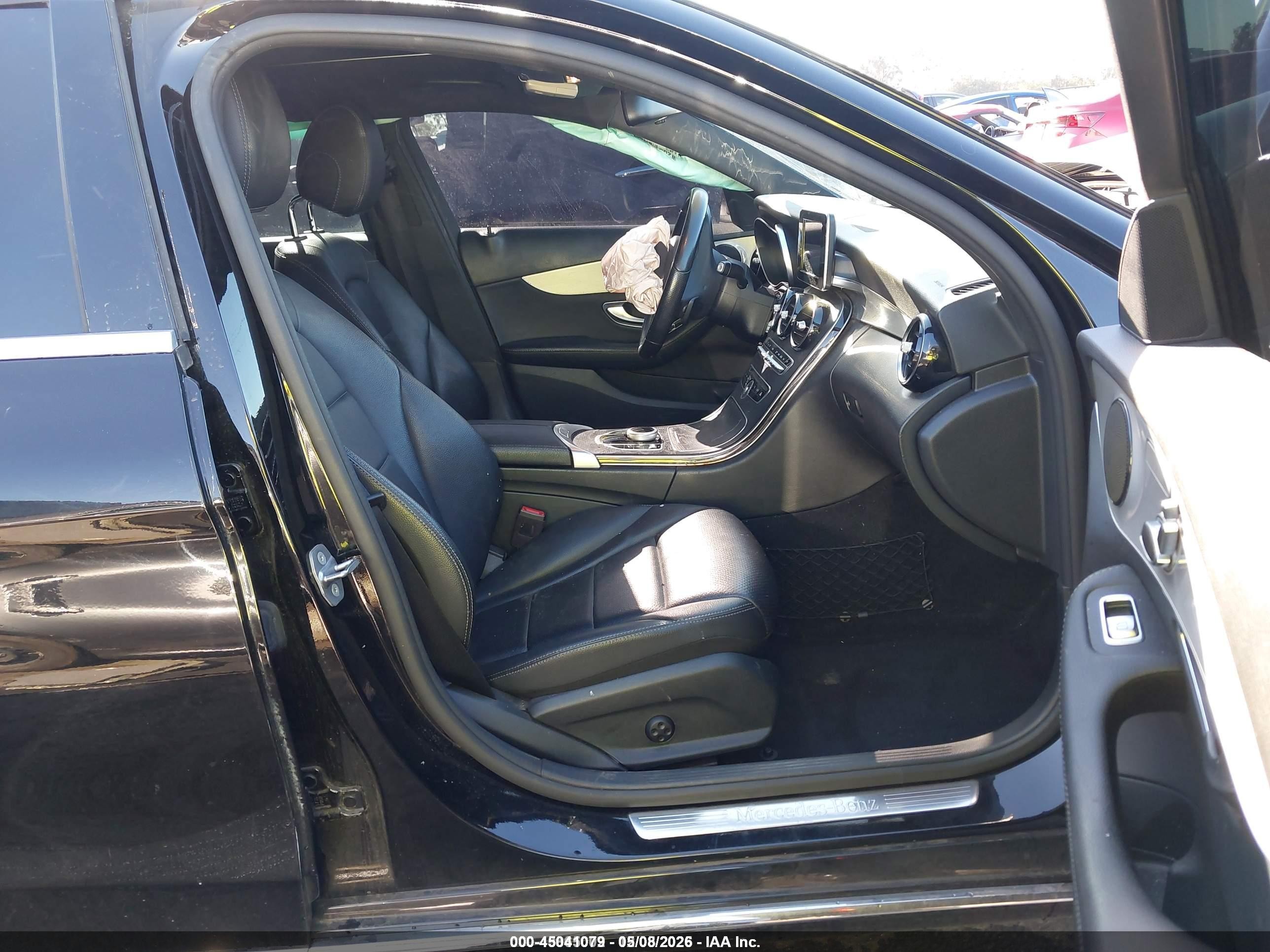 2018 Mercedes-benz C 300   Black vin: 55SWF4JB5JU277731