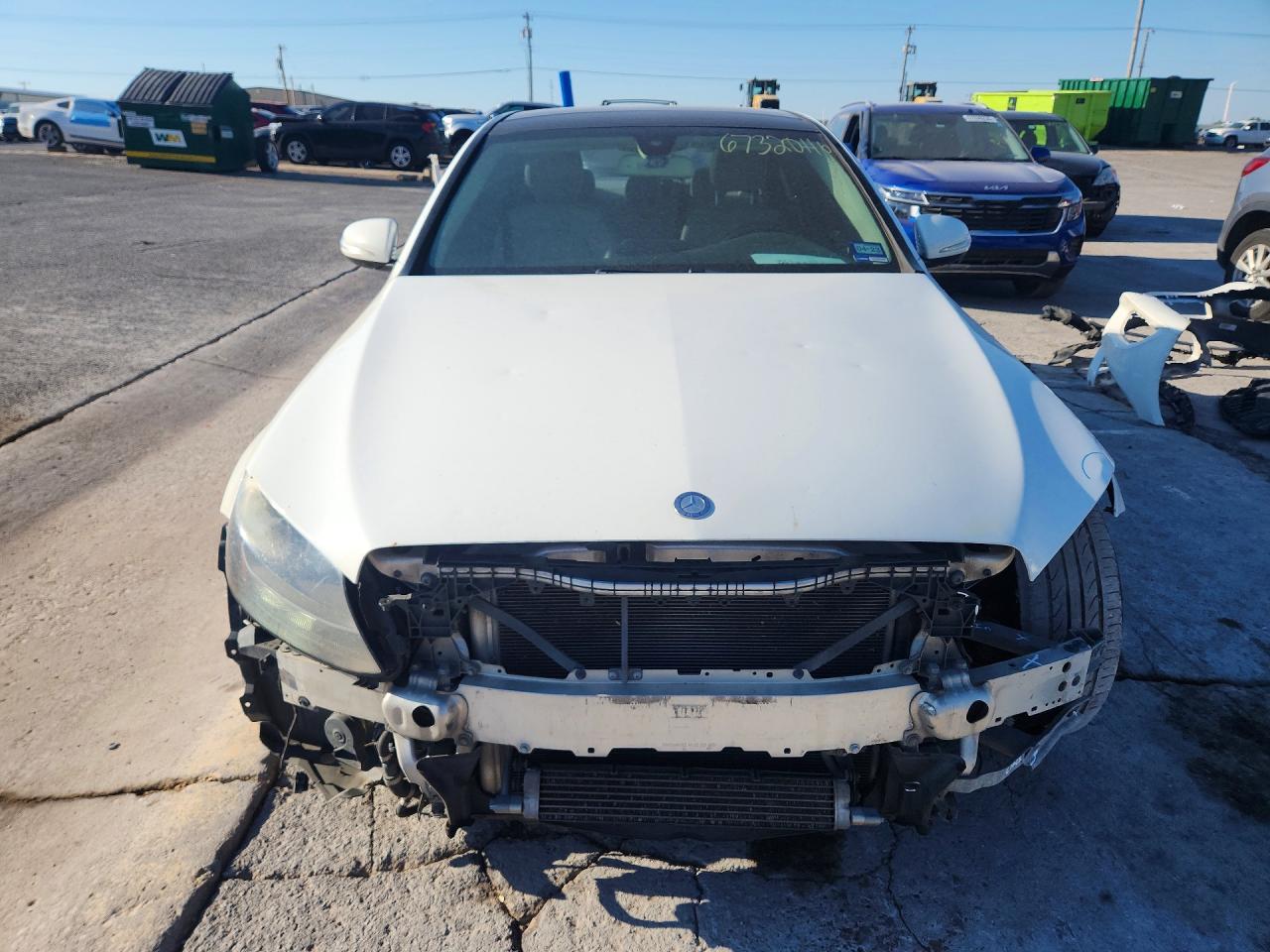 2015 Mercedes-benz C 300 White vin: 55SWF4JB6FU050944