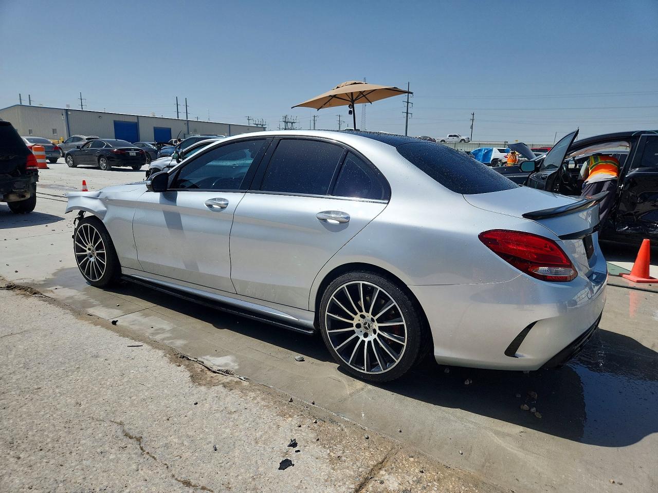 2015 Mercedes-benz C 300 Silver vin: 55SWF4JB6FU051365