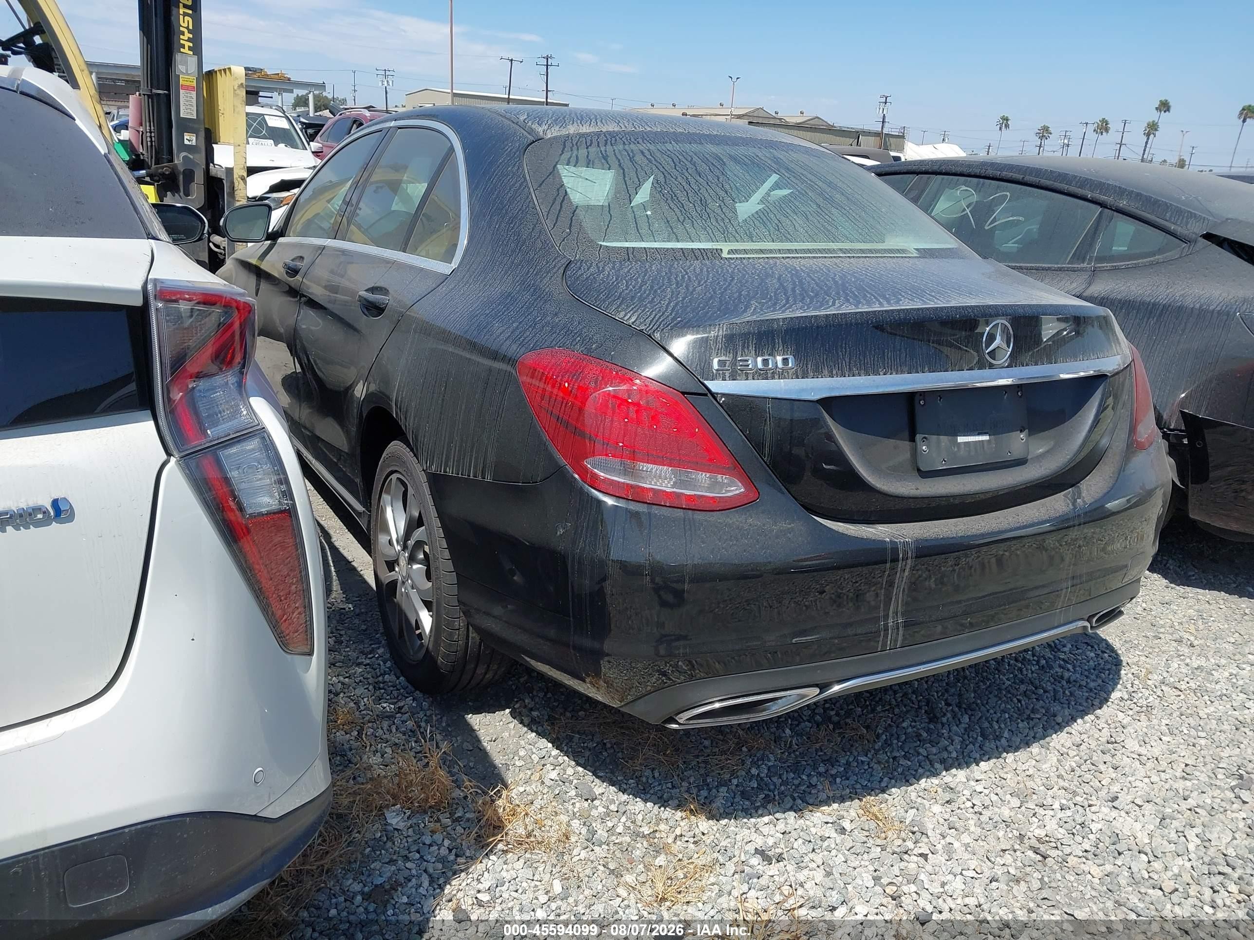 2015 Mercedes-benz C 300 Black vin: 55SWF4JB6FU054587