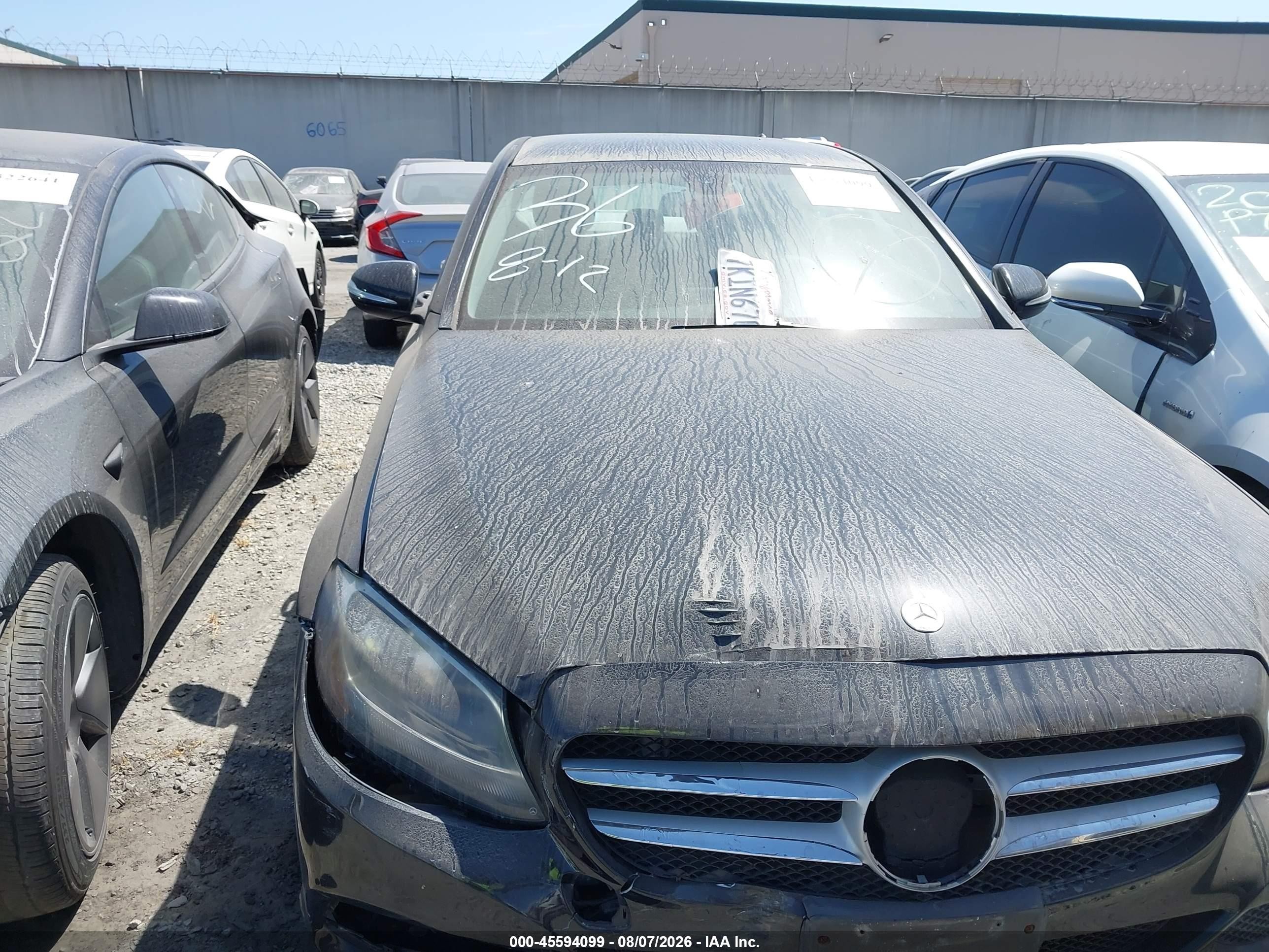 2015 Mercedes-benz C 300 Black vin: 55SWF4JB6FU054587