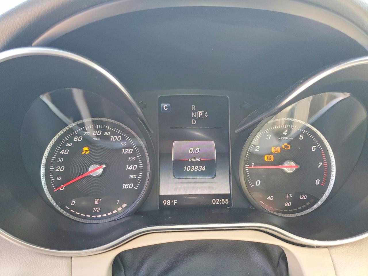 2015 Mercedes-benz C 300 White vin: 55SWF4JB6FU061877