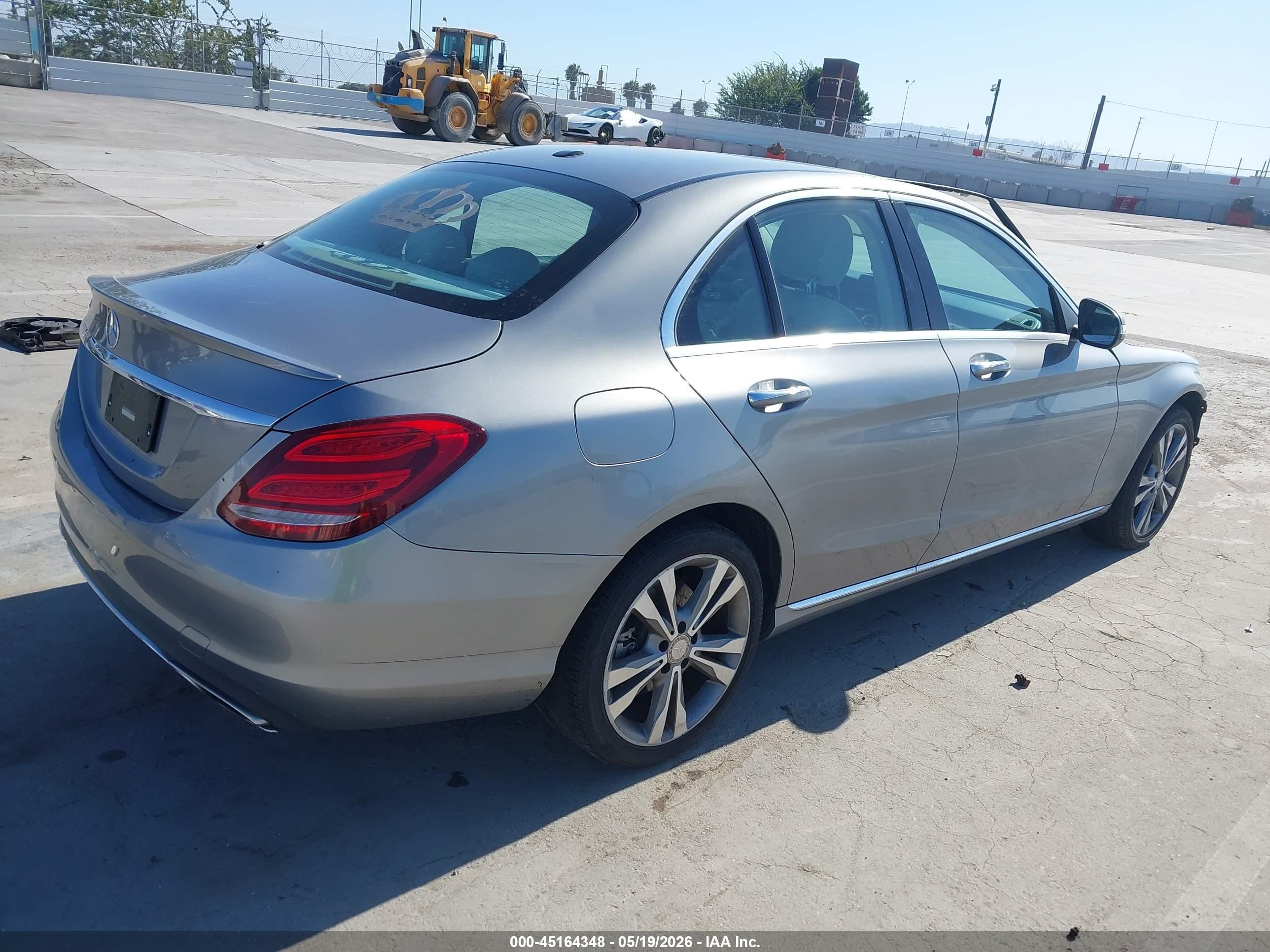 2015 Mercedes-benz C 300 Luxury Silver vin: 55SWF4JB6FU085242