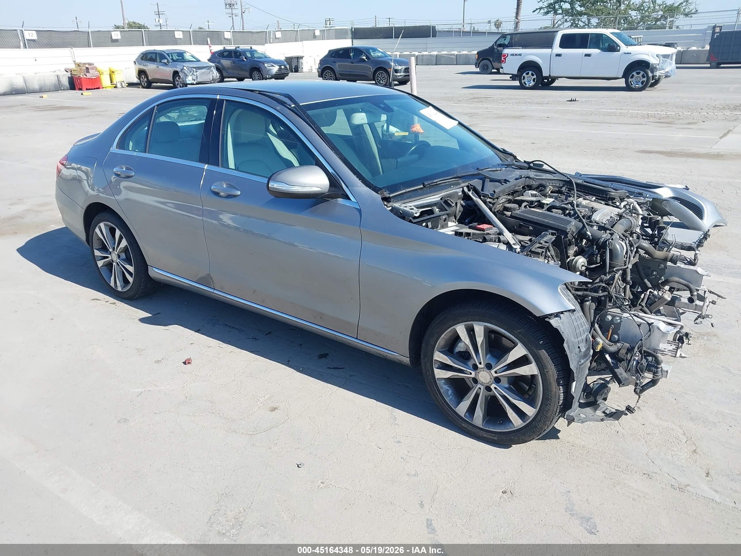 2015 Mercedes-benz C 300 Luxury Silver vin: 55SWF4JB6FU085242