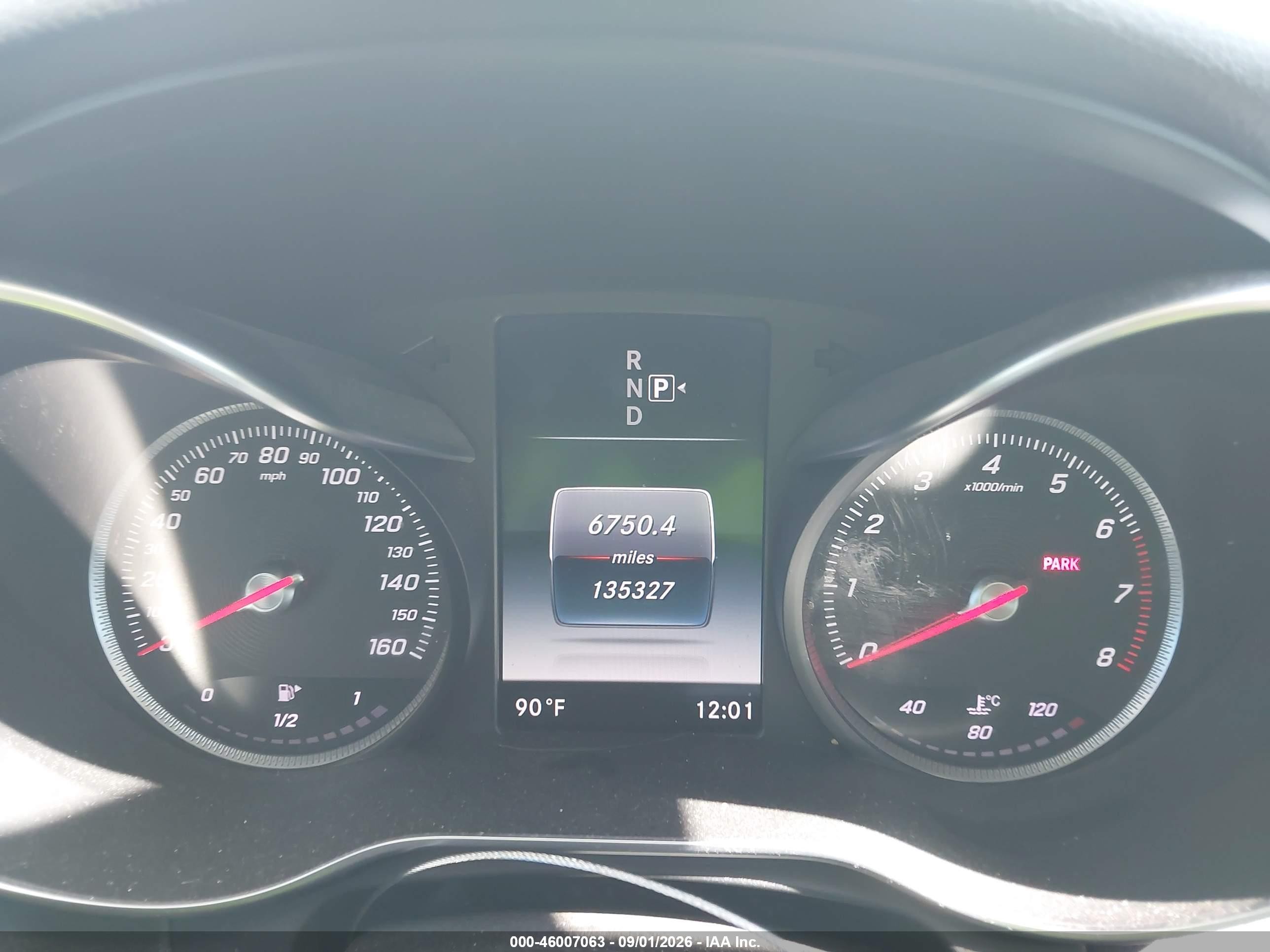 2015 Mercedes-benz C 300   Белый vin: 55SWF4JB6FU086343