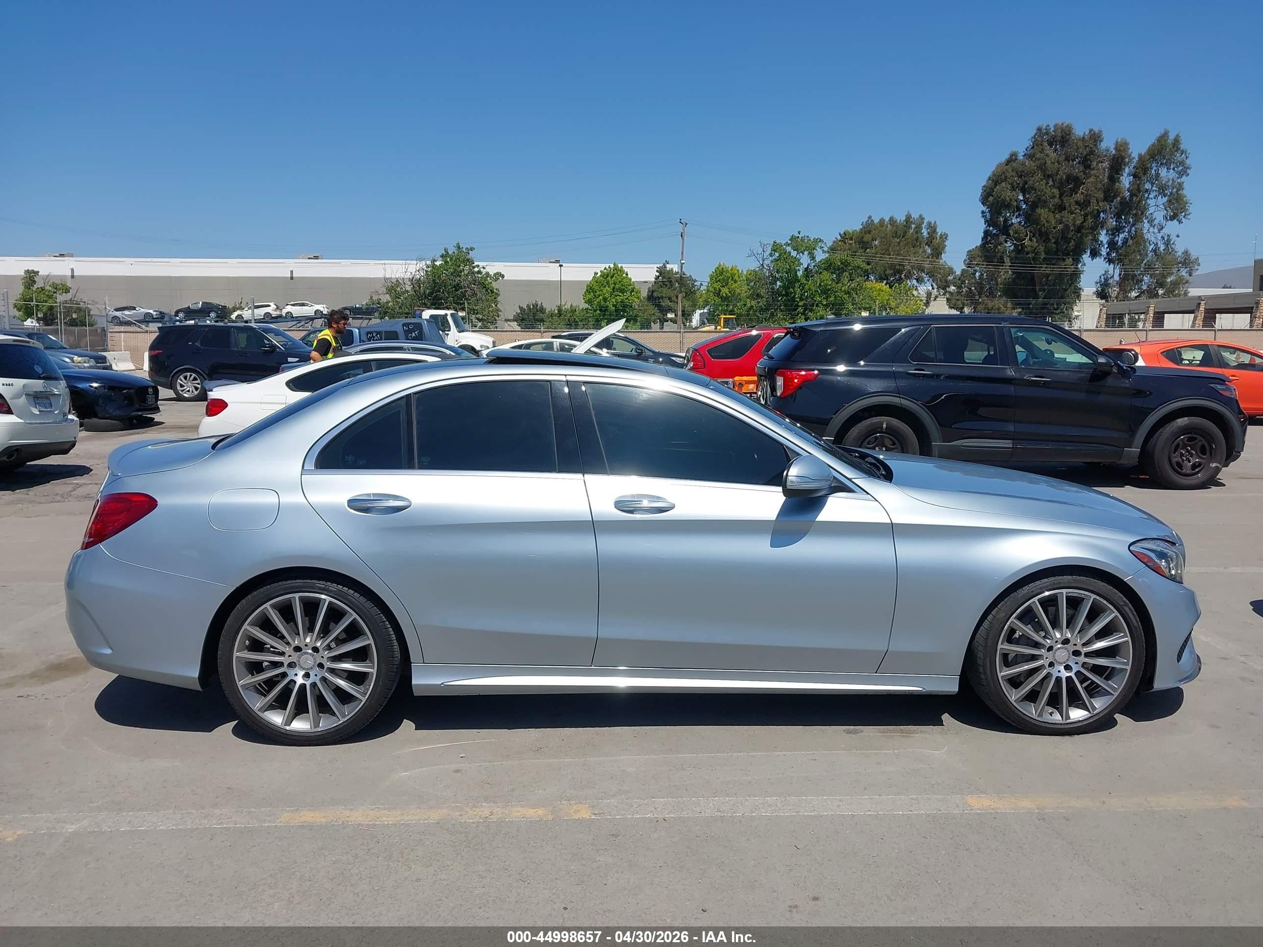 2015 Mercedes-benz C 300 Sport Silver vin: 55SWF4JB6FU086696