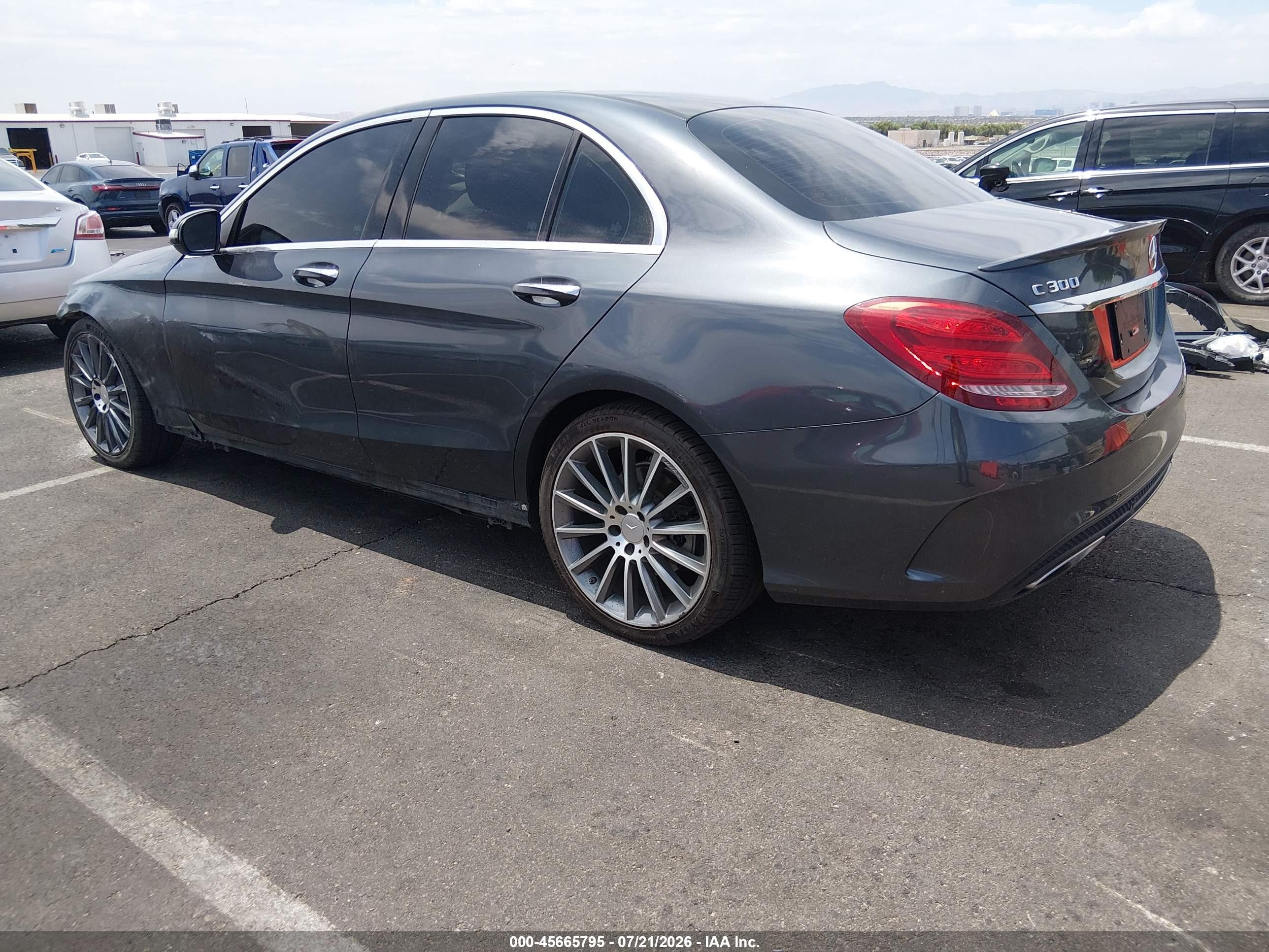 2015 Mercedes-benz C 300 Sport Черный vin: 55SWF4JB6FU090182