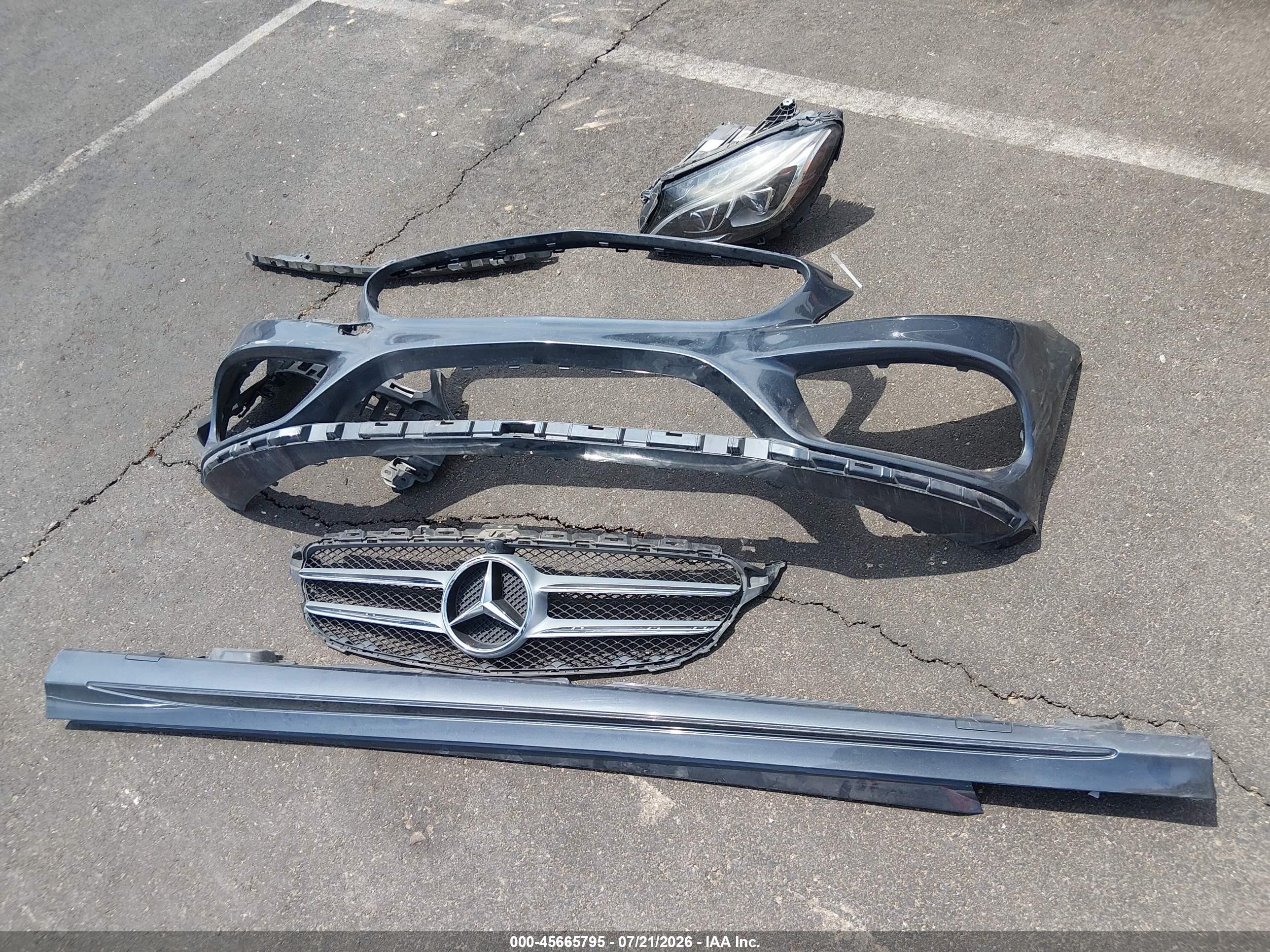 2015 Mercedes-benz C 300 Sport Черный vin: 55SWF4JB6FU090182