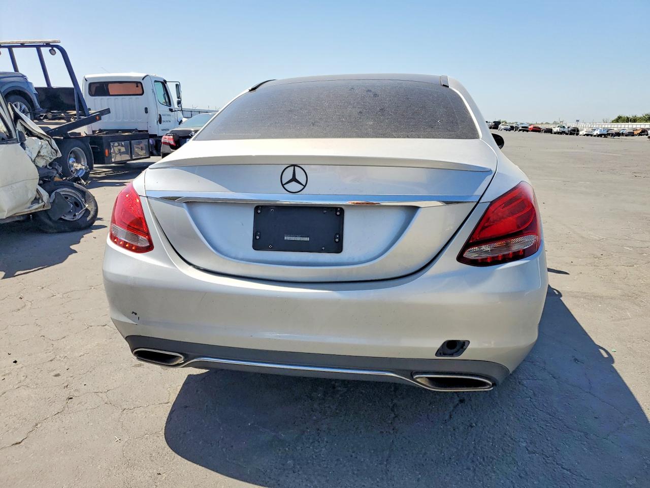 2016 Mercedes-benz C 300 Silver vin: 55SWF4JB6GU118497