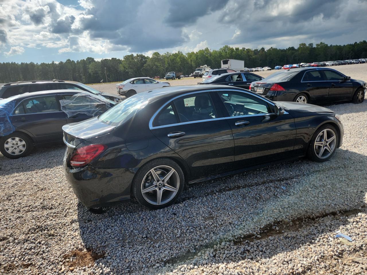 2018 Mercedes-benz C 300 Черный vin: 55SWF4JB6JU280993