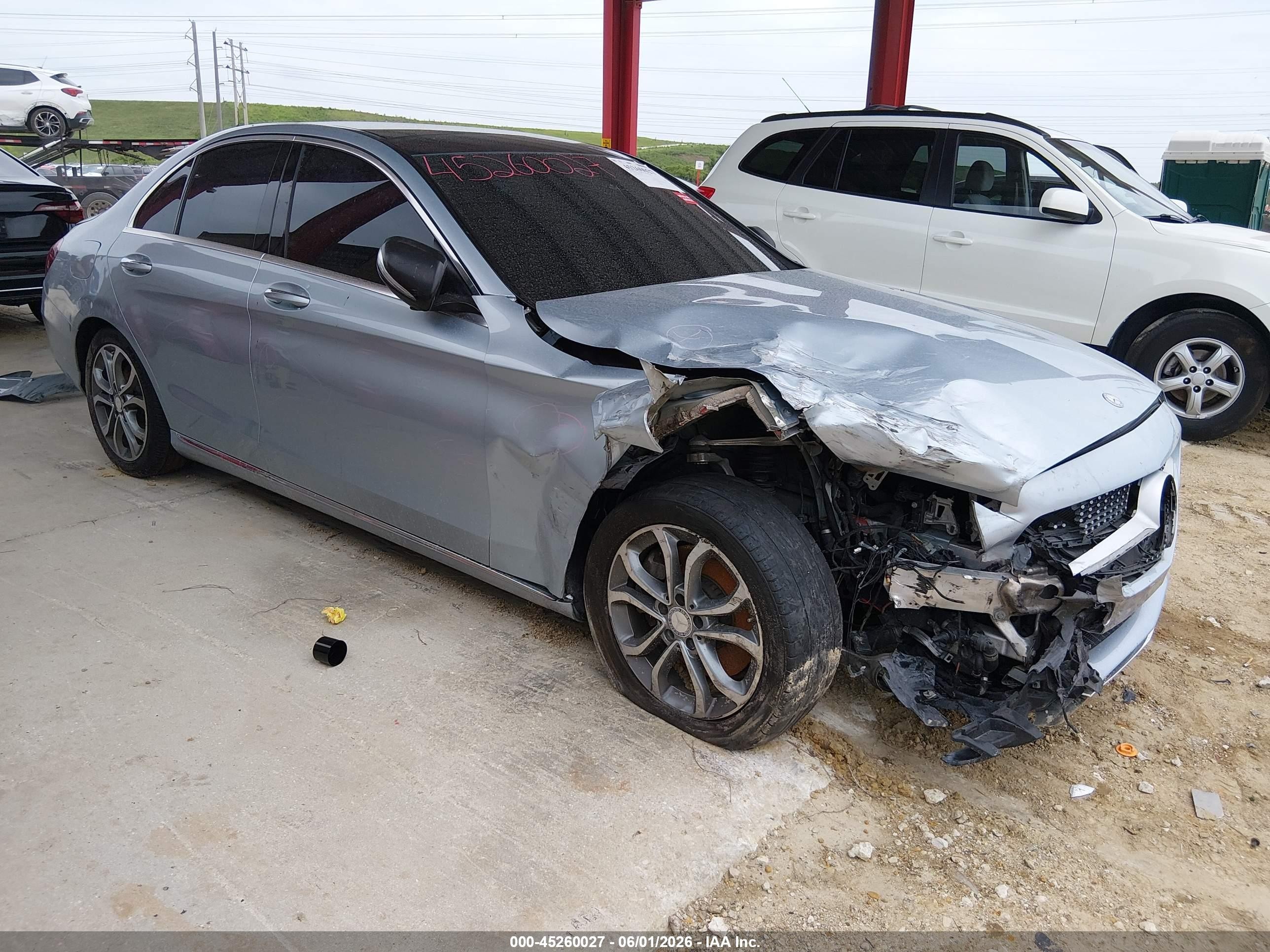 2015 Mercedes-benz C 300   Light Blue vin: 55SWF4JB7FU044330