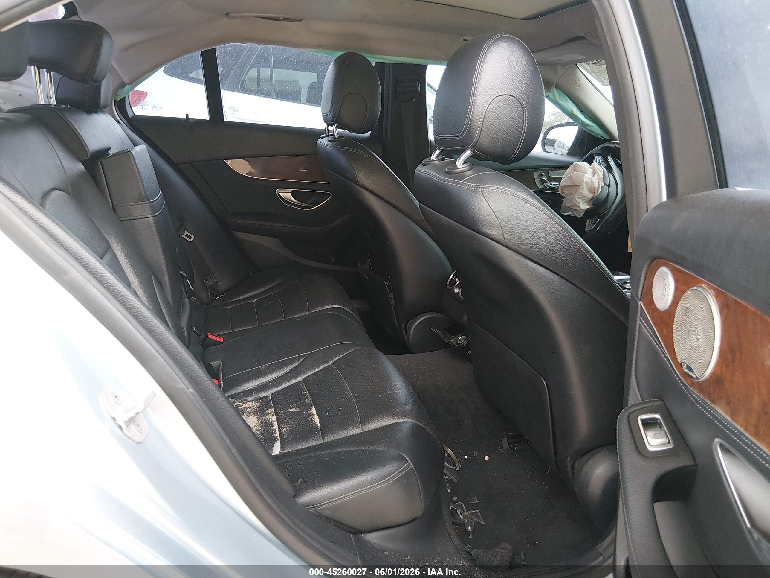 2015 Mercedes-benz C 300   Light Blue vin: 55SWF4JB7FU044330