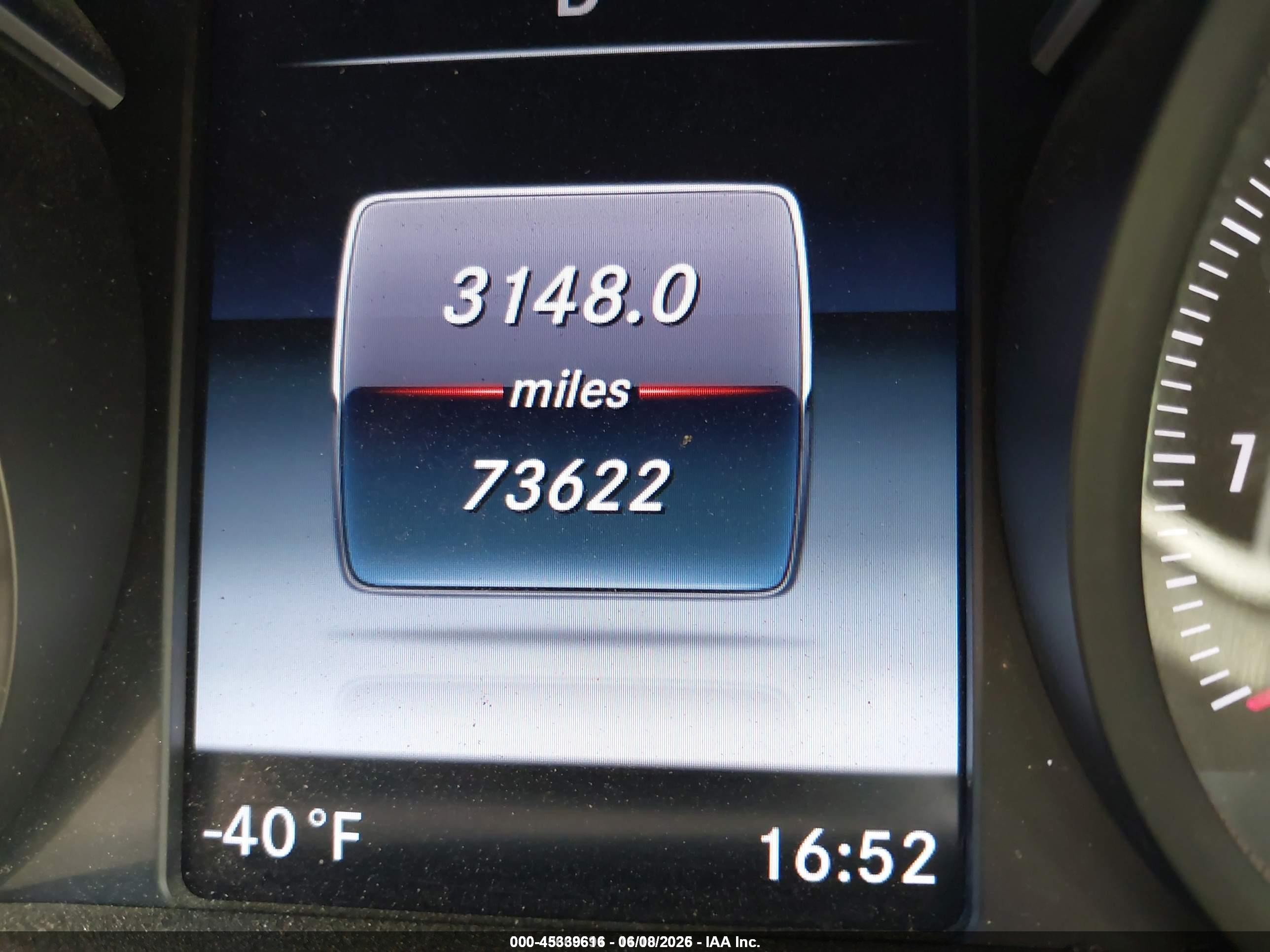 2015 Mercedes-benz C 300   Silver vin: 55SWF4JB7FU054405