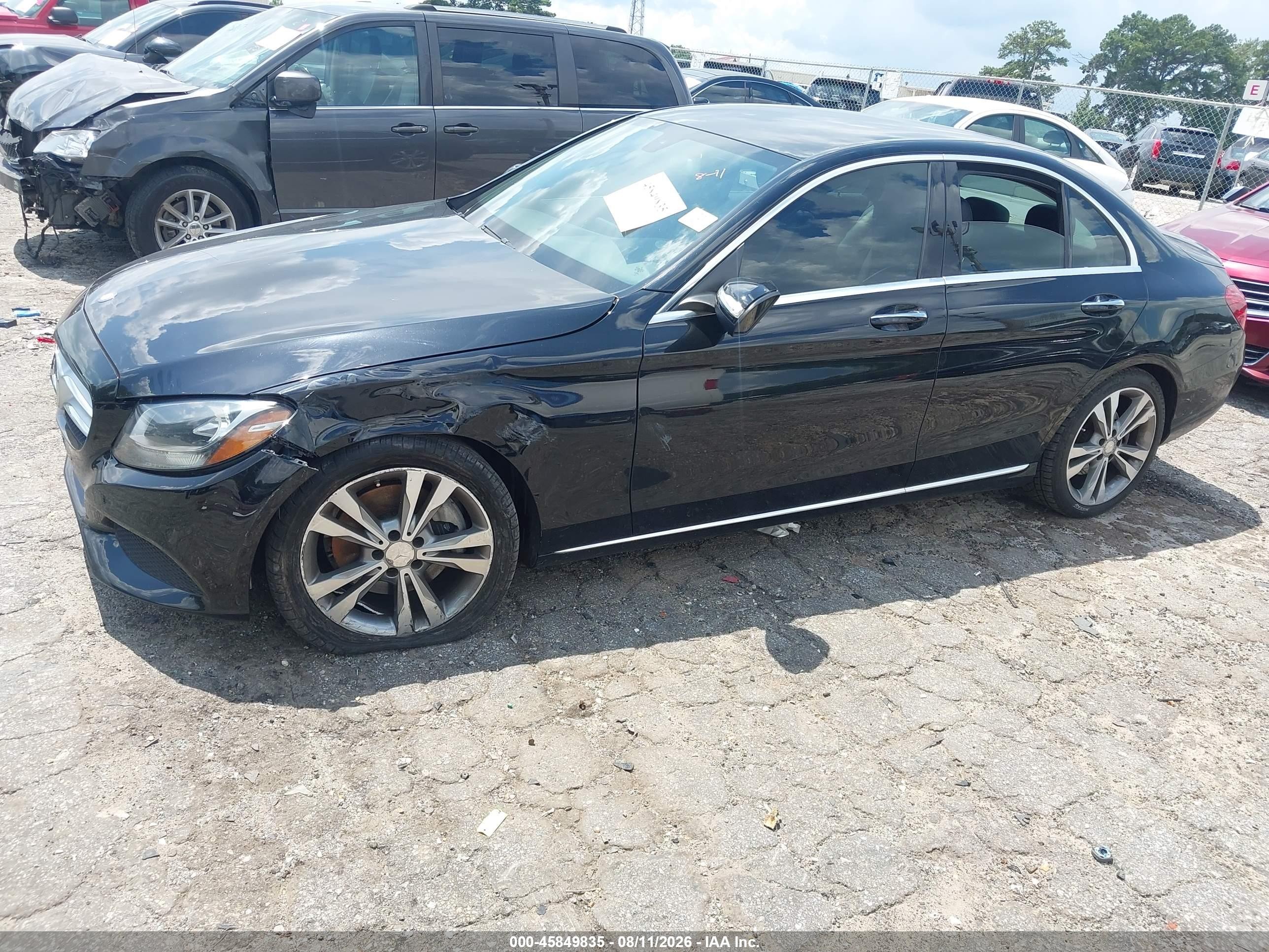 2015 Mercedes-benz C 300   Black vin: 55SWF4JB7FU055666
