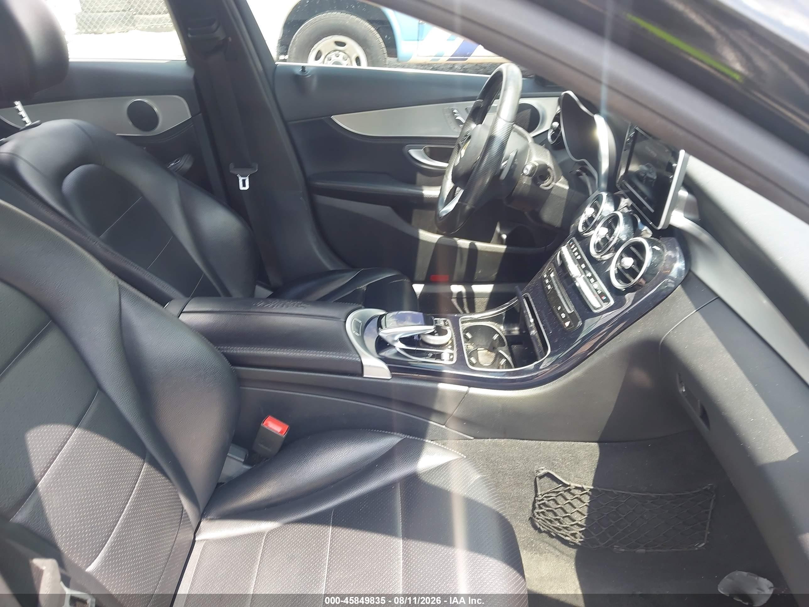 2015 Mercedes-benz C 300   Black vin: 55SWF4JB7FU055666