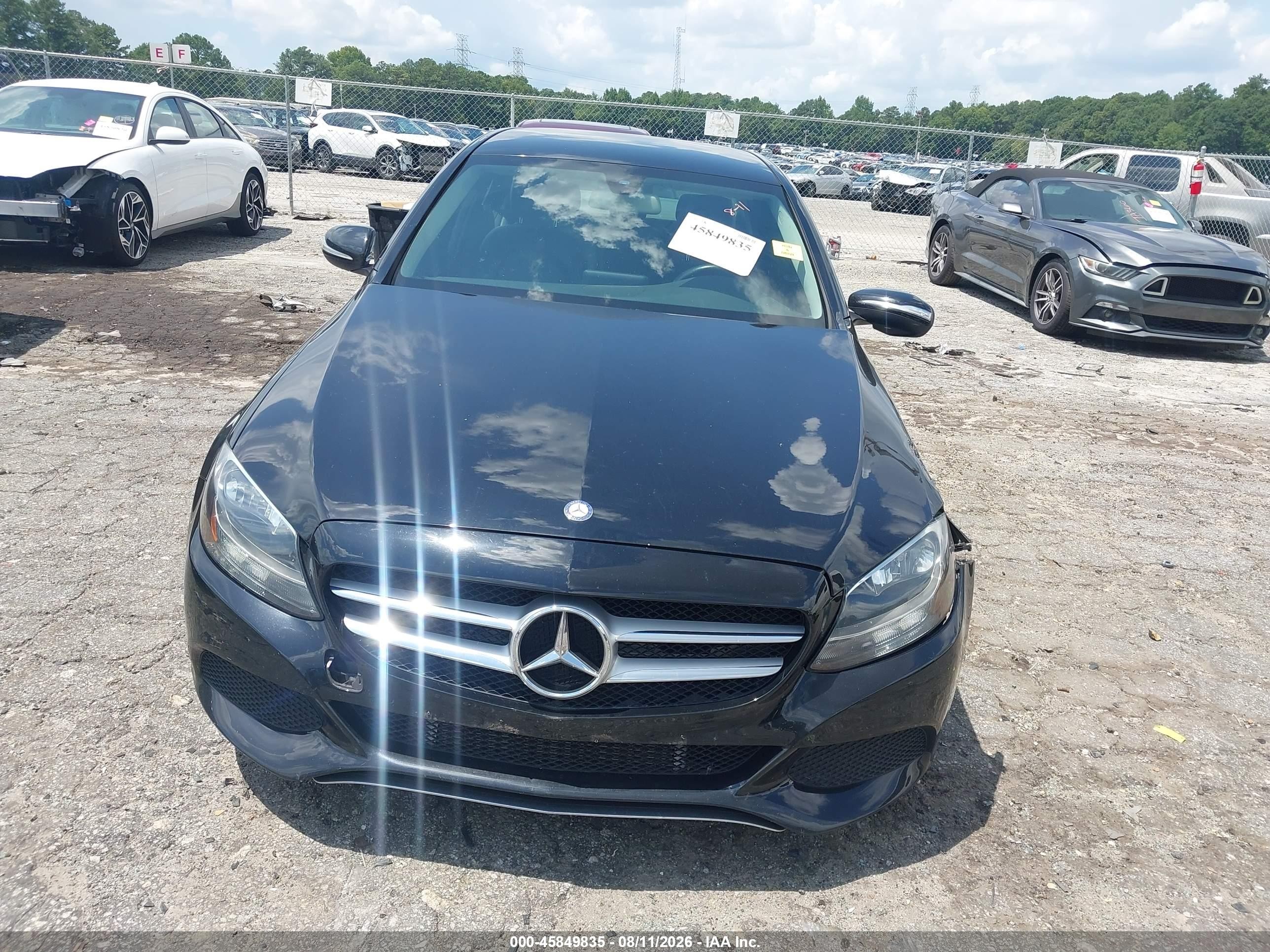 2015 Mercedes-benz C 300   Black vin: 55SWF4JB7FU055666
