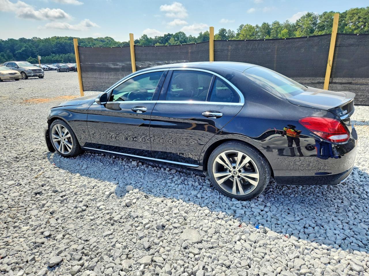 2015 Mercedes-benz C 300 Black vin: 55SWF4JB7FU061550