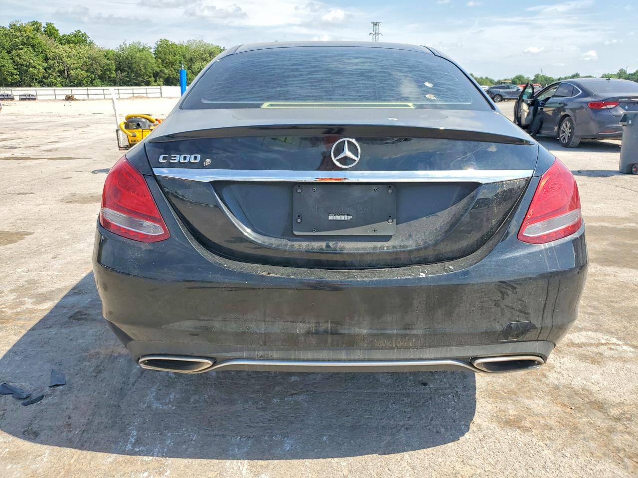 2015 Mercedes-benz C 300 Black vin: 55SWF4JB7FU068384
