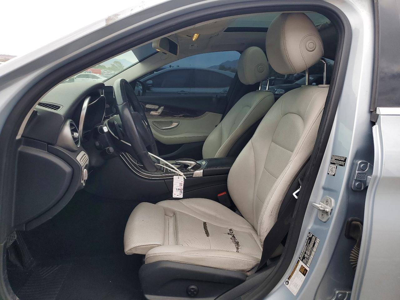 2015 Mercedes-benz C 300 Blue vin: 55SWF4JB7FU068563