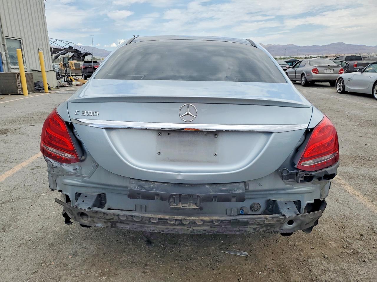 2015 Mercedes-benz C 300 Blue vin: 55SWF4JB7FU068563