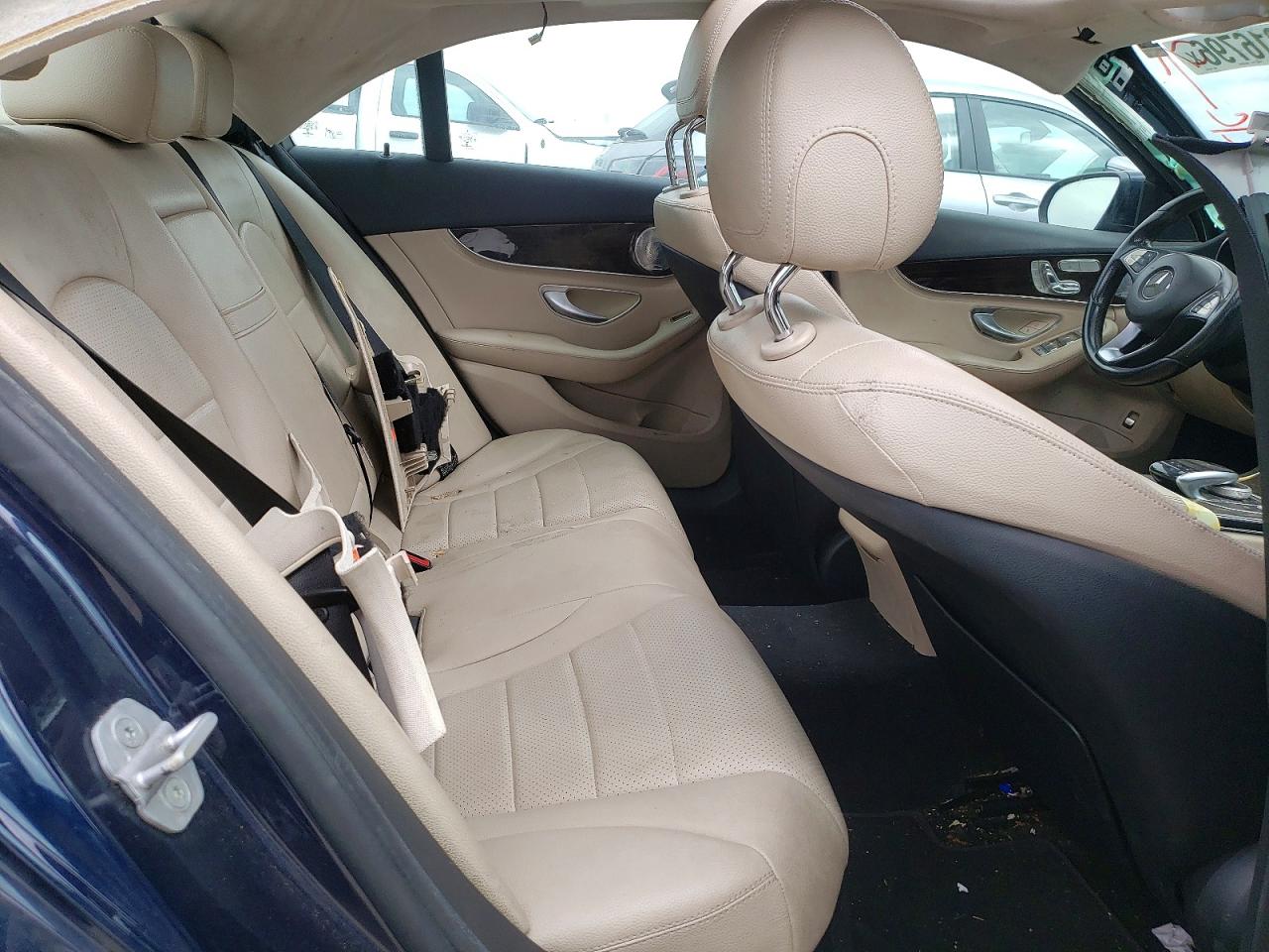 2015 Mercedes-benz C 300 Blue vin: 55SWF4JB8FU045969