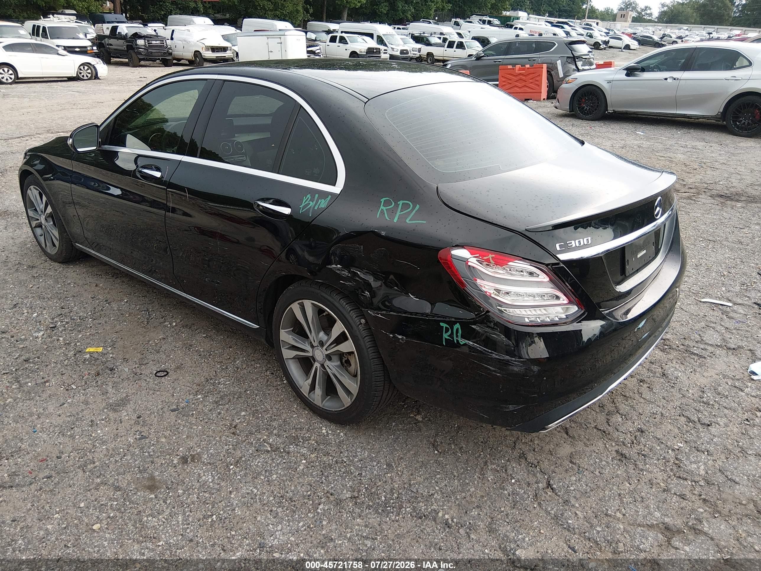 2015 Mercedes-benz C 300   Black vin: 55SWF4JB8FU059581