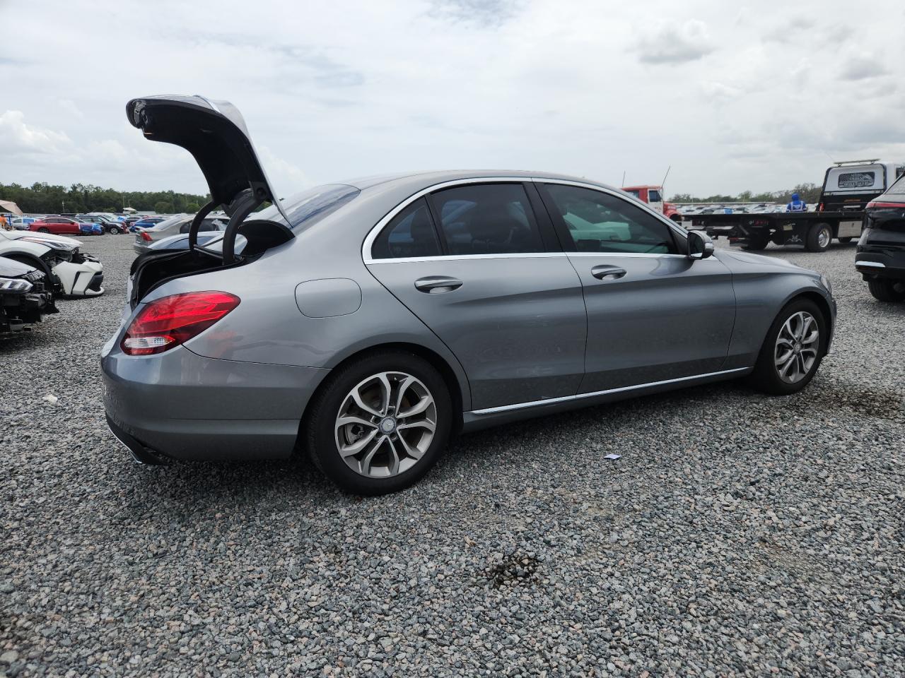 2015 Mercedes-benz C 300 Серый vin: 55SWF4JB8FU073075