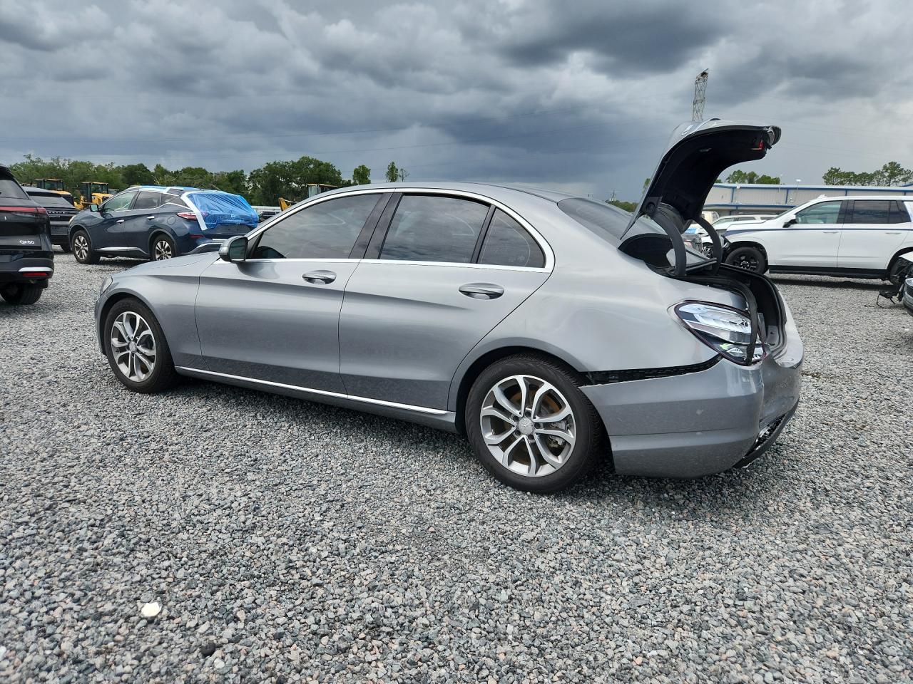 2015 Mercedes-benz C 300 Серый vin: 55SWF4JB8FU073075