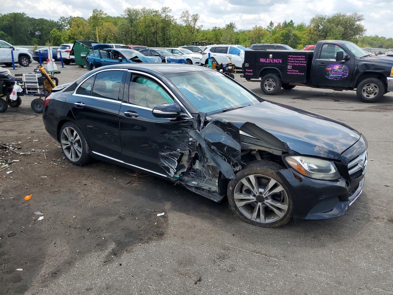 2015 Mercedes-benz C 300 Black vin: 55SWF4JB8FU076333