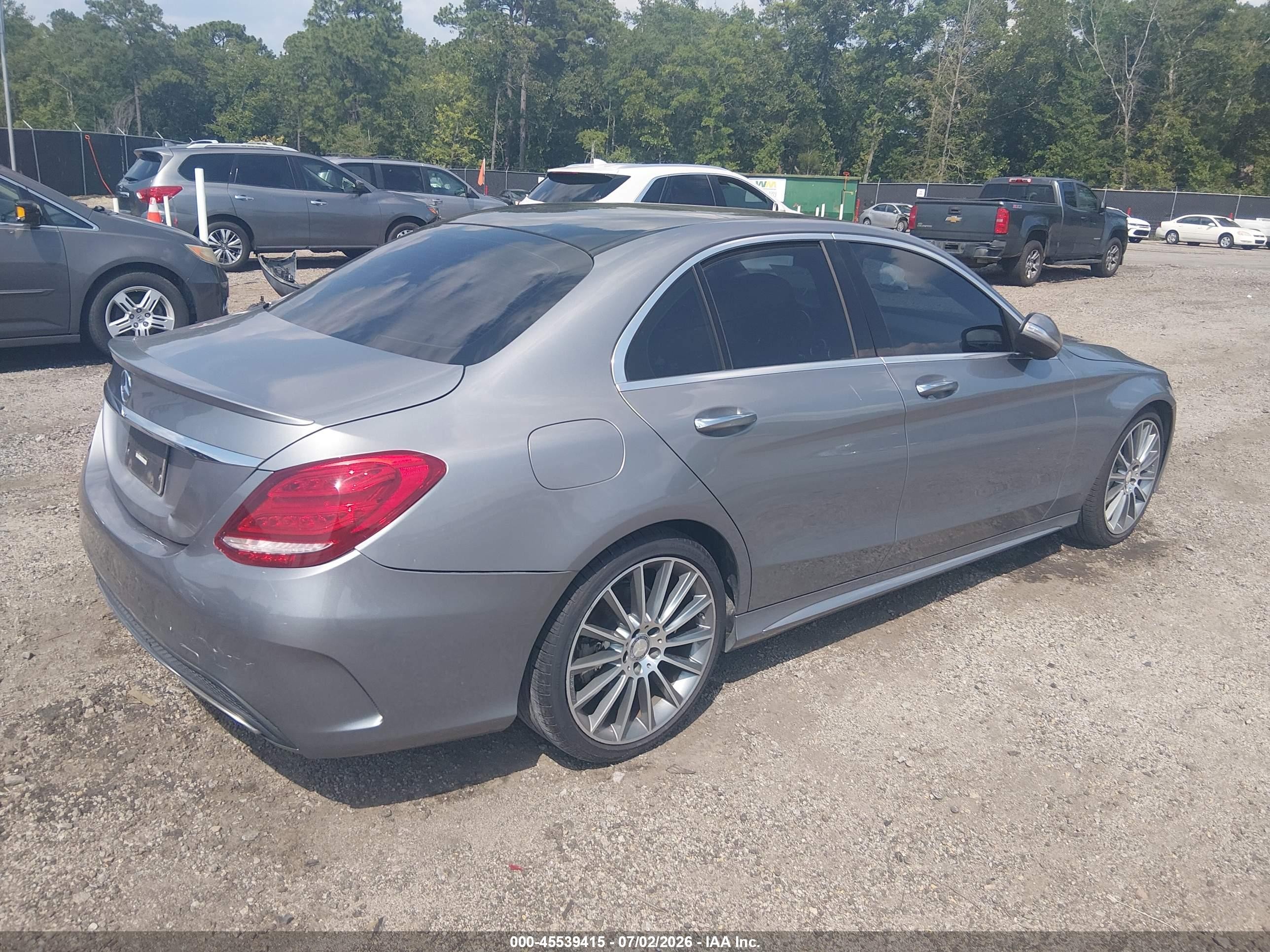2015 Mercedes-benz C 300 Sport Gray vin: 55SWF4JB8FU094153