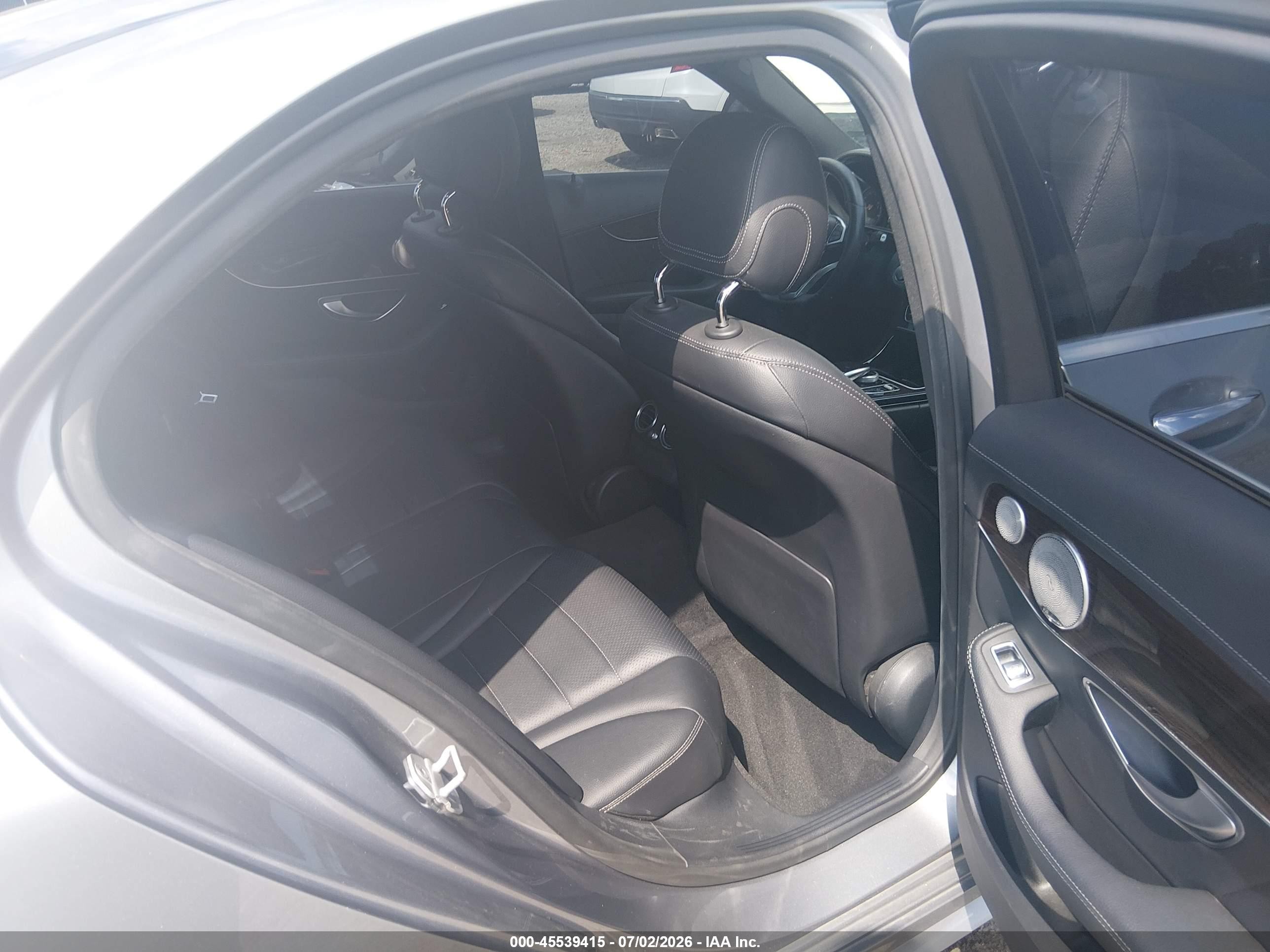 2015 Mercedes-benz C 300 Sport Gray vin: 55SWF4JB8FU094153