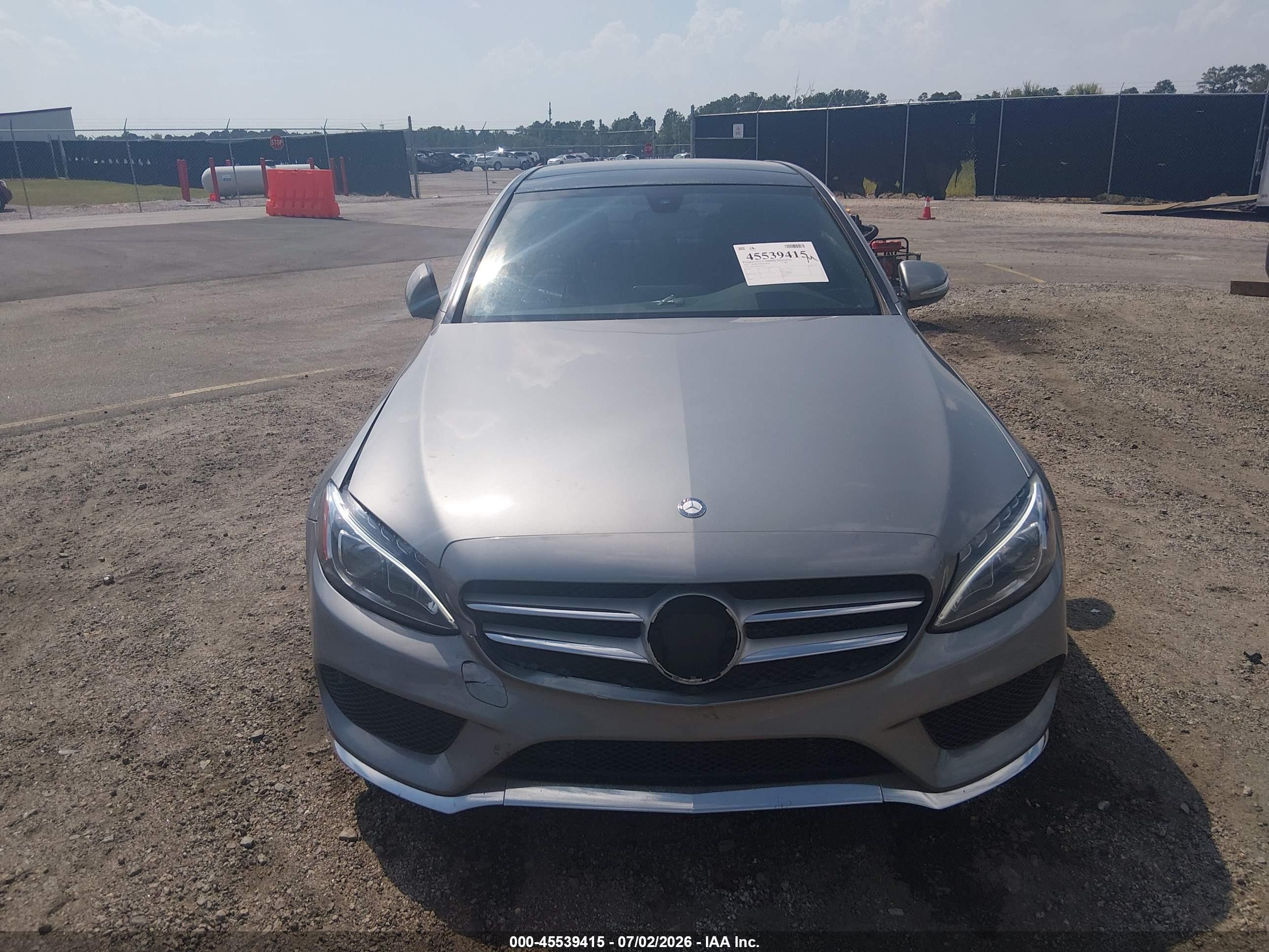 2015 Mercedes-benz C 300 Sport Gray vin: 55SWF4JB8FU094153