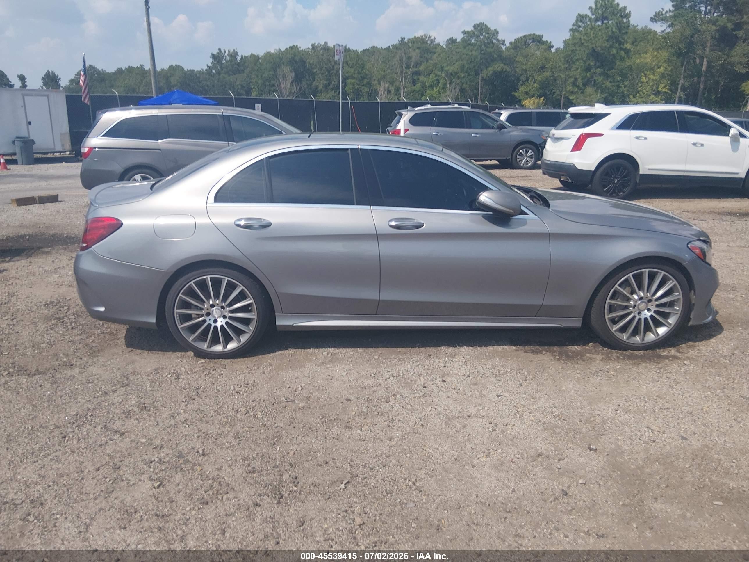 2015 Mercedes-benz C 300 Sport Gray vin: 55SWF4JB8FU094153