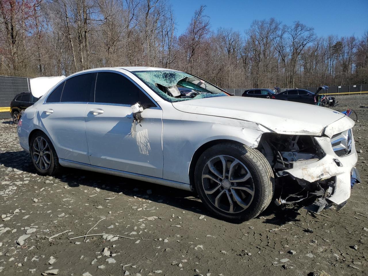 2016 Mercedes-benz C 300 Белый vin: 55SWF4JB8GU149038