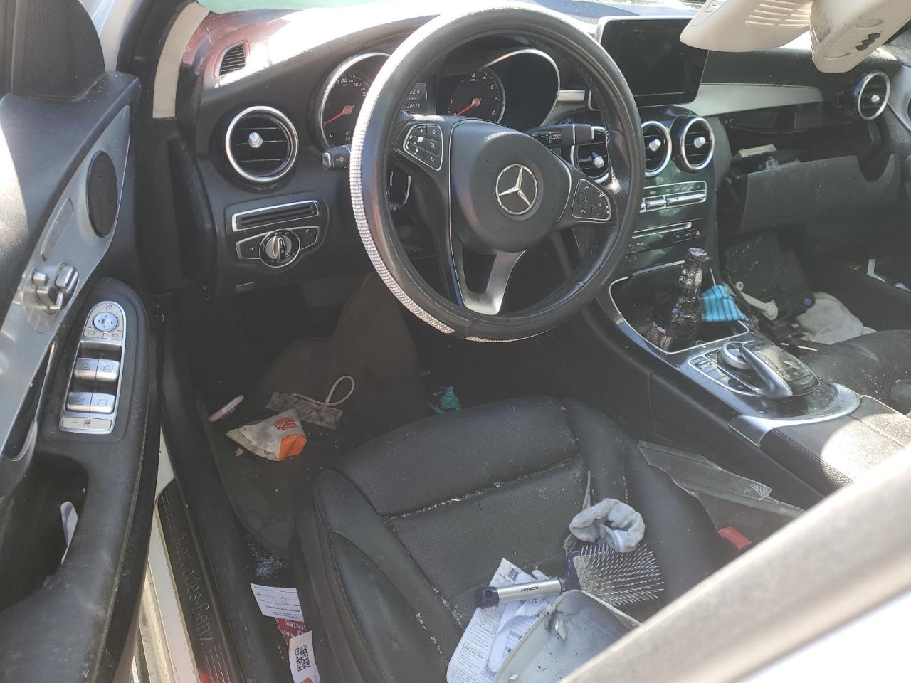 2016 Mercedes-benz C 300 Белый vin: 55SWF4JB8GU149038