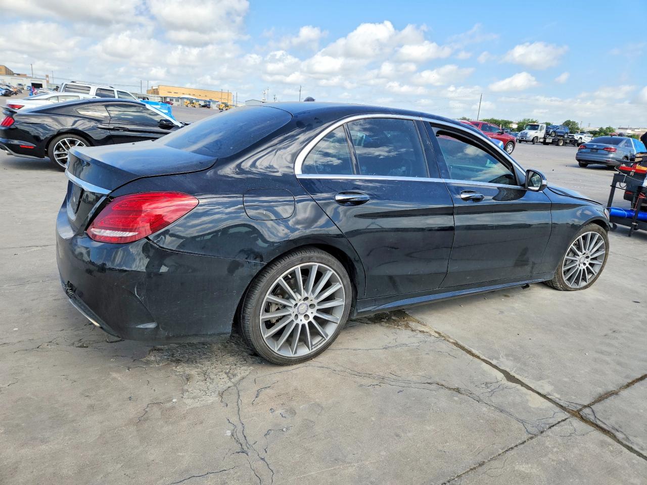 2015 Mercedes-benz C 300 Black vin: 55SWF4JB9FU057449