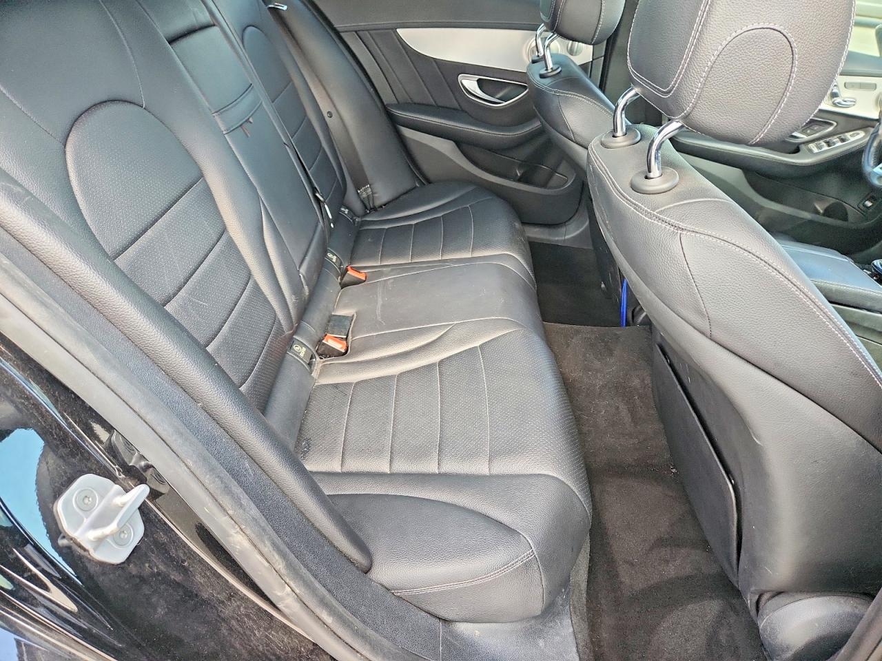 2015 Mercedes-benz C 300 Black vin: 55SWF4JB9FU057449
