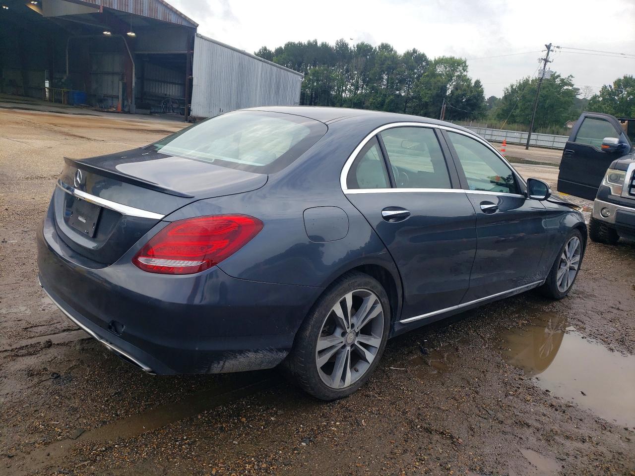 2015 Mercedes-benz C 300 Gray vin: 55SWF4JB9FU064076